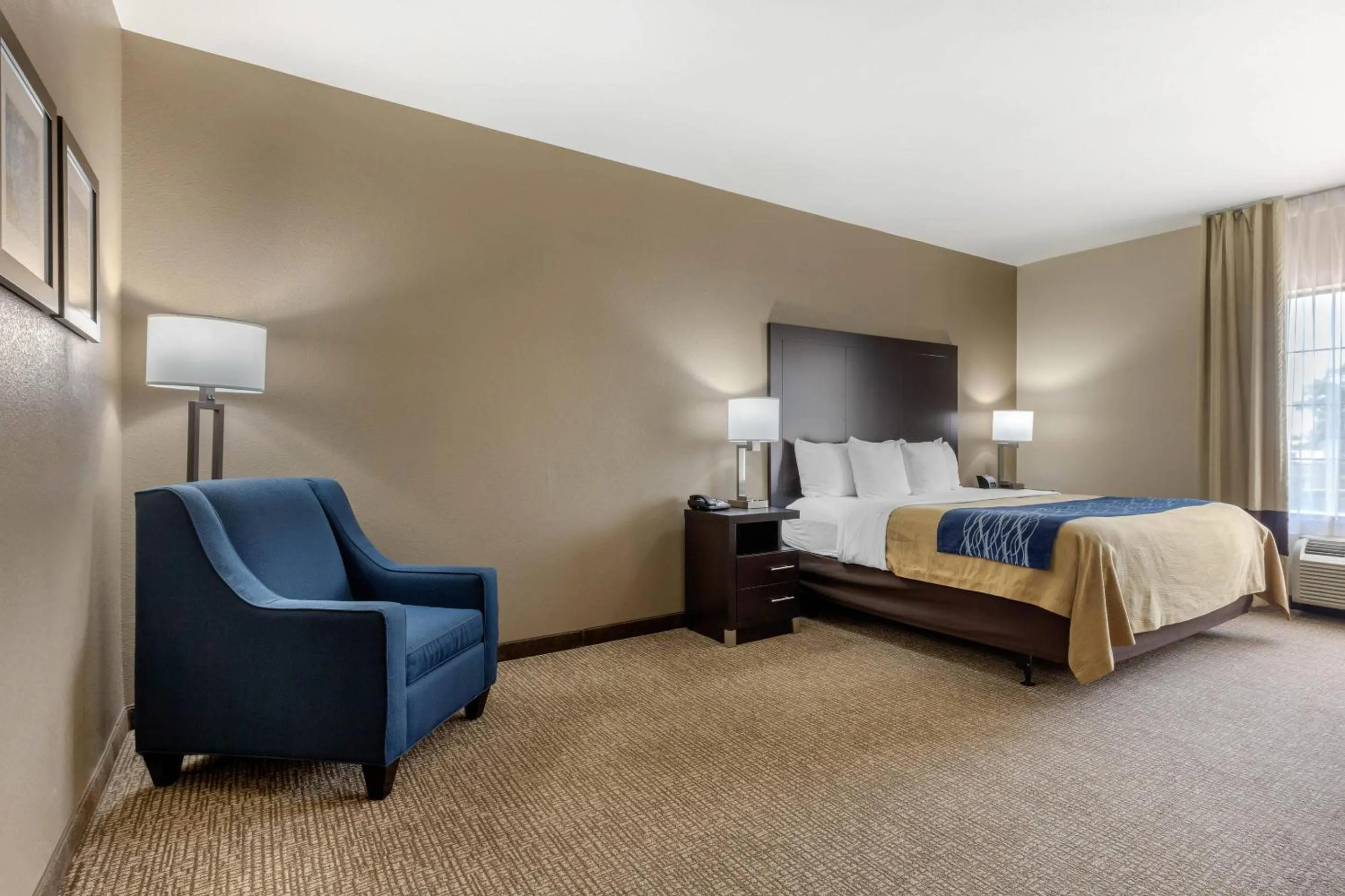 Bedroom, Bed in Comfort Inn & Suites North Little Rock McCain Mall