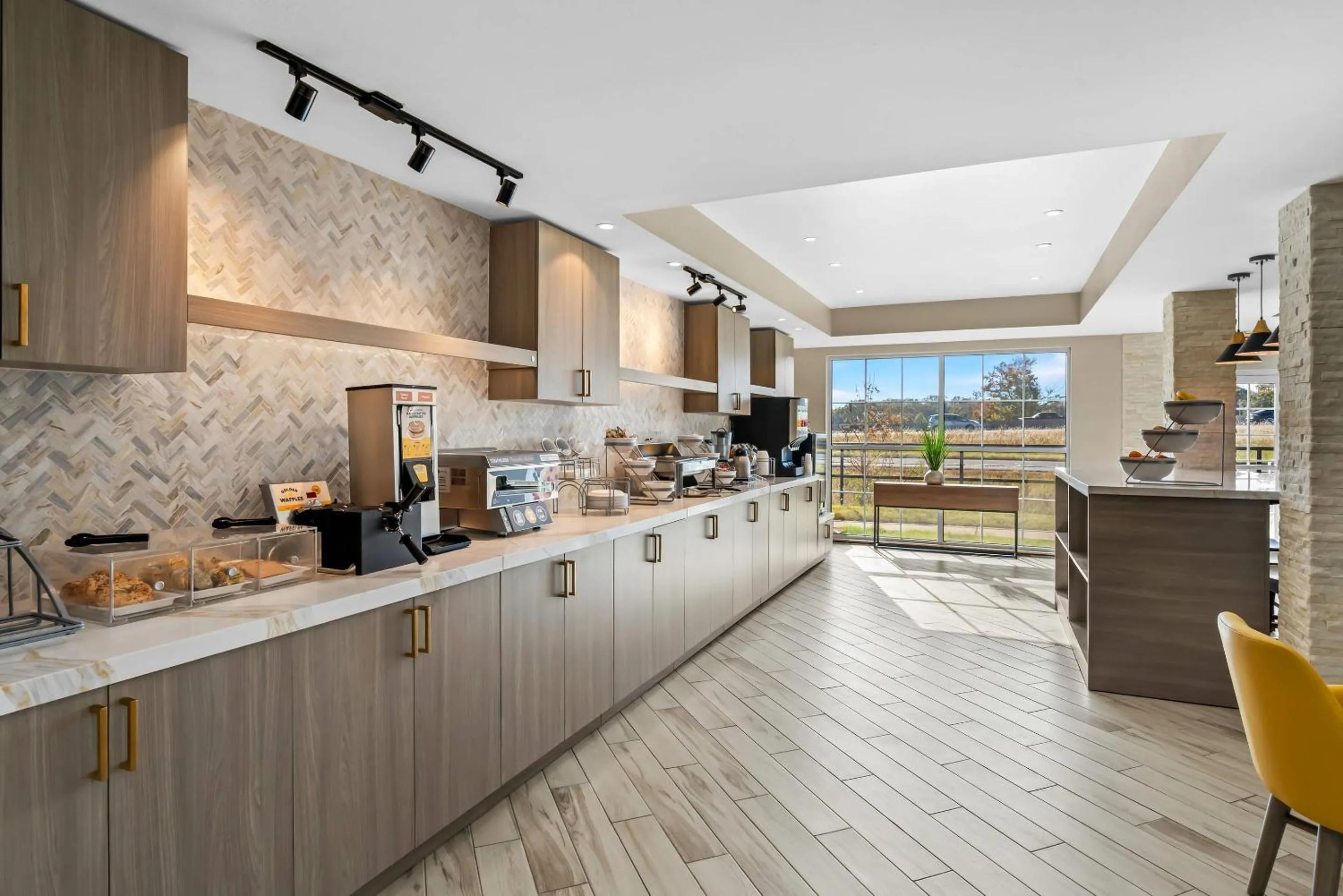 Breakfast in Comfort Suites Conway