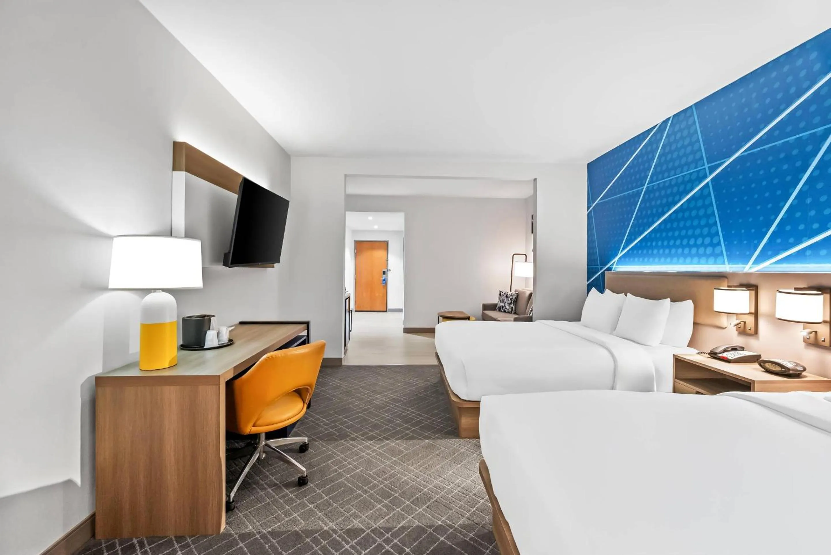 Bedroom, Bed in Comfort Suites Conway