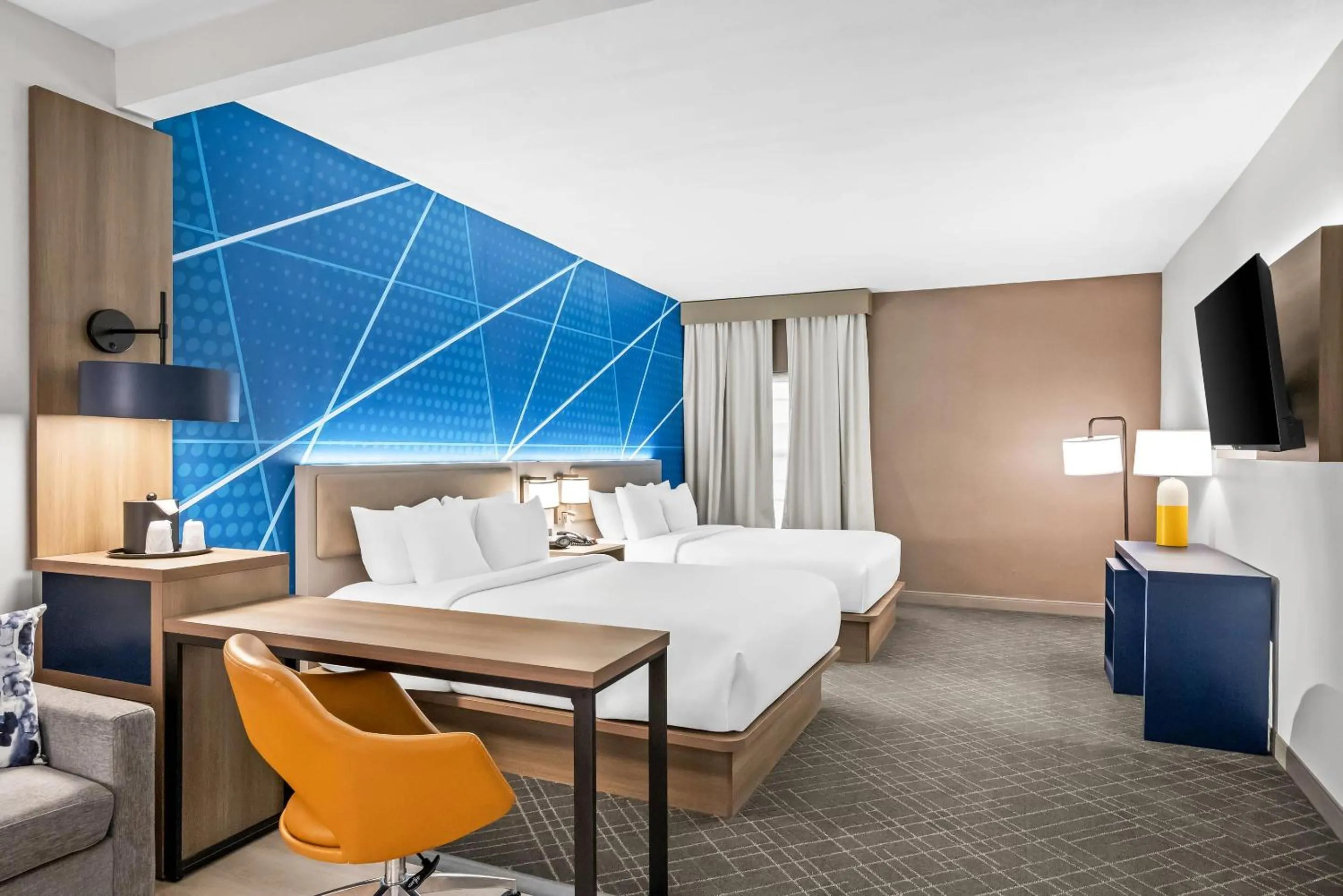 Bedroom, Bed in Comfort Suites Conway