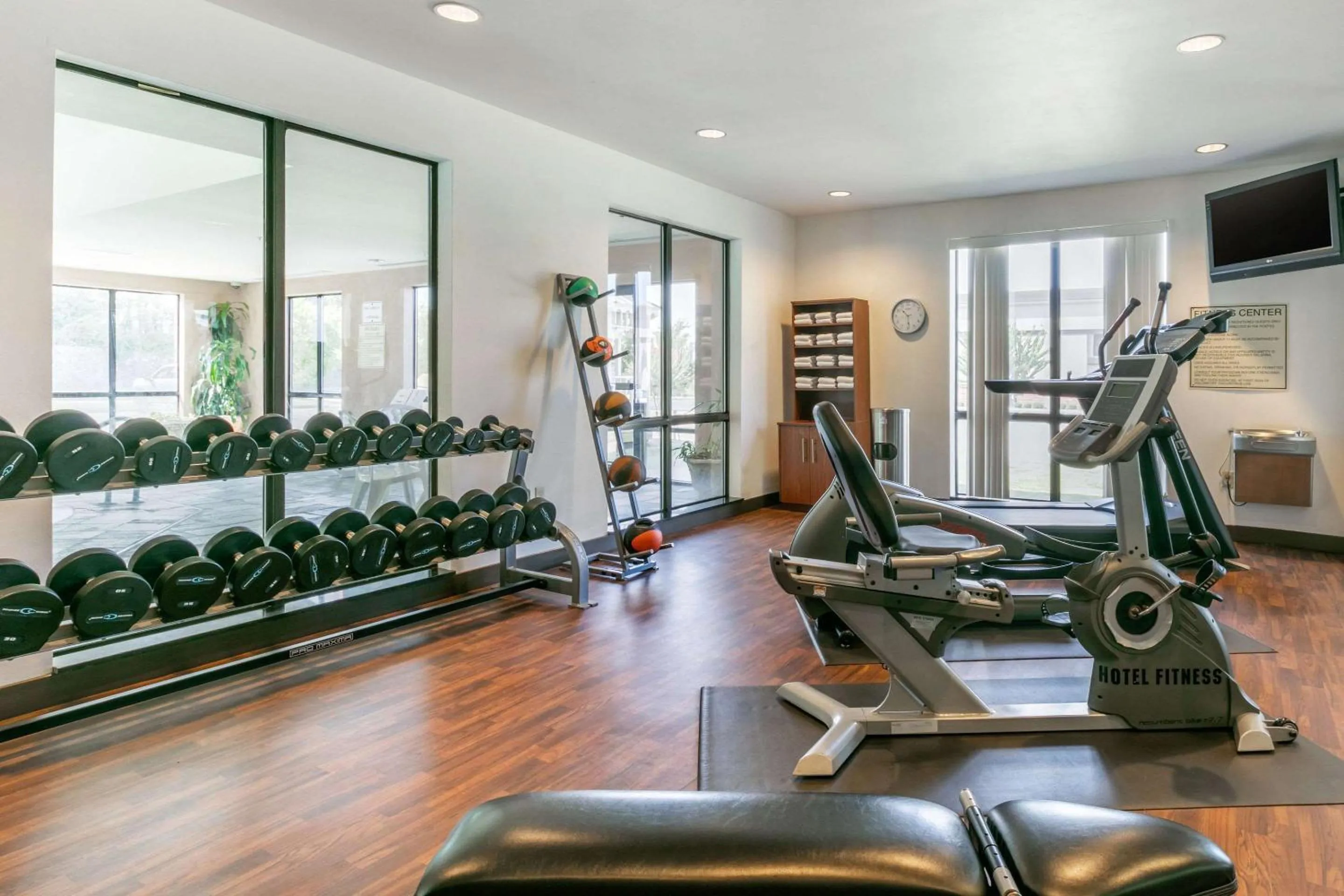 Fitness centre/facilities in Comfort Suites Forrest City