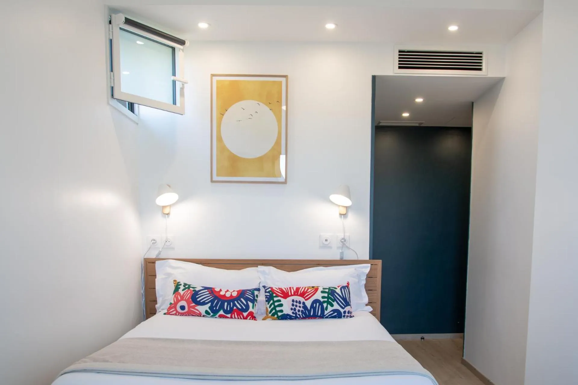 Bed in The People - Paris Bercy