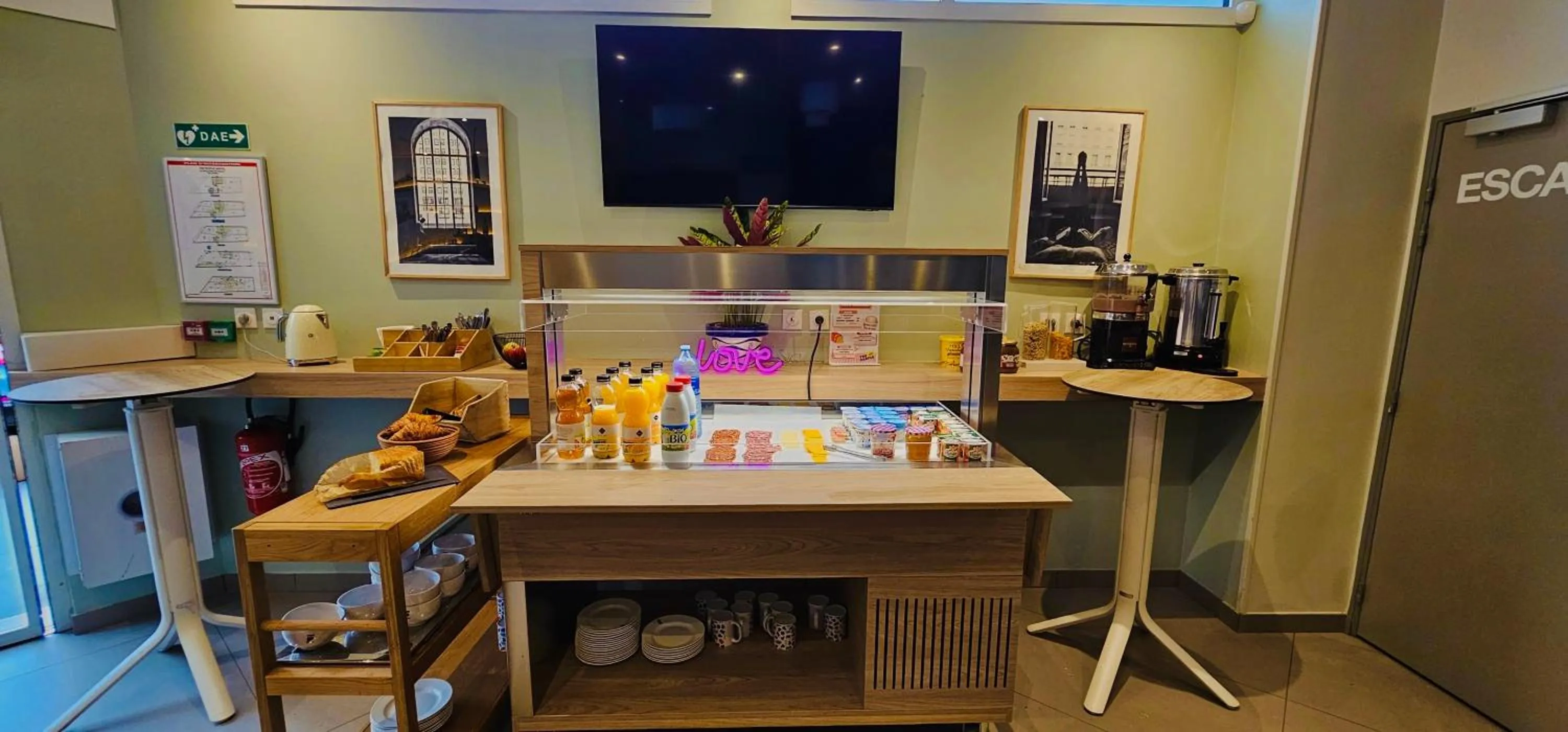 Breakfast in The People - Paris Bercy