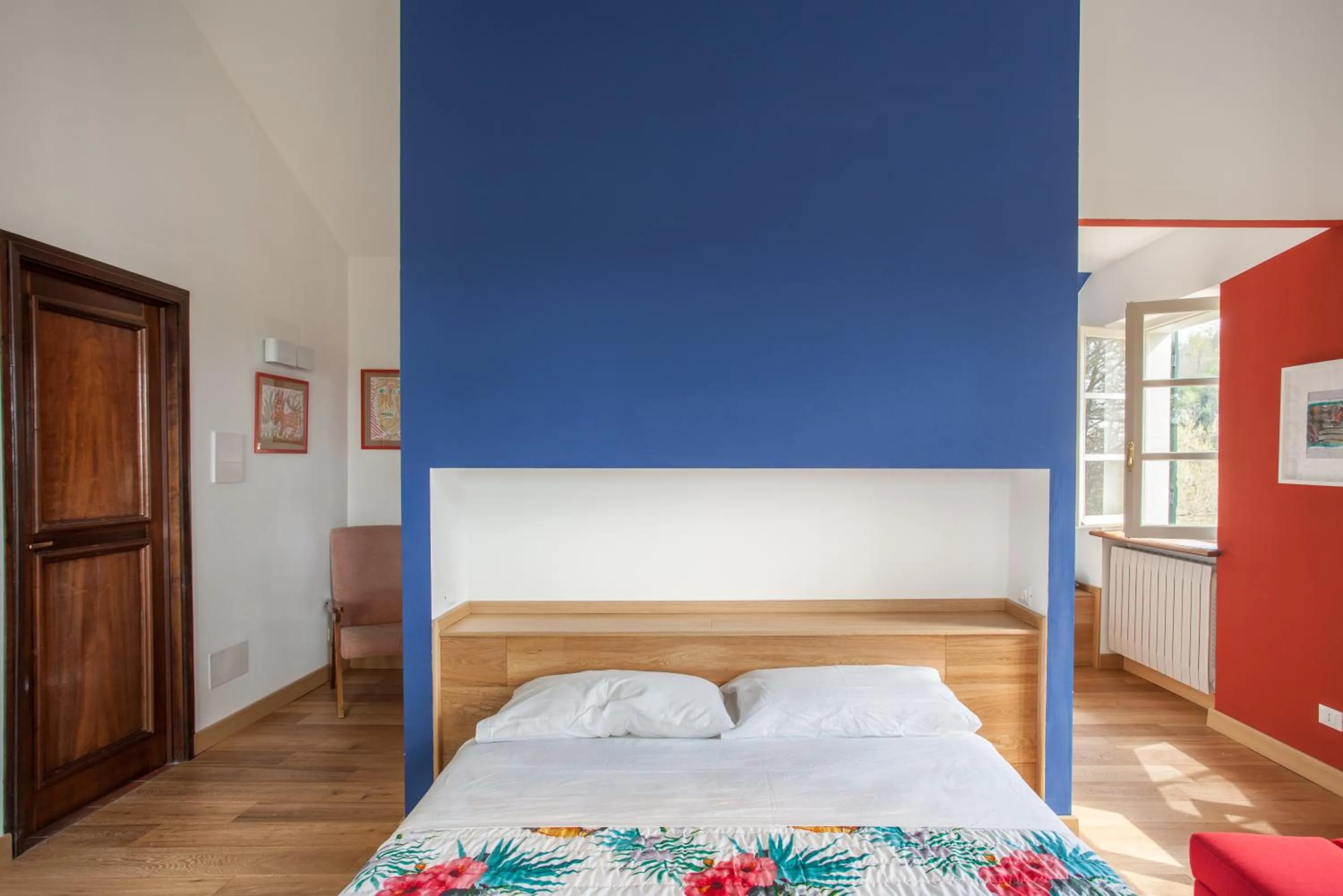 Photo of the whole room in AMERICA NEI BOSCHI B&B