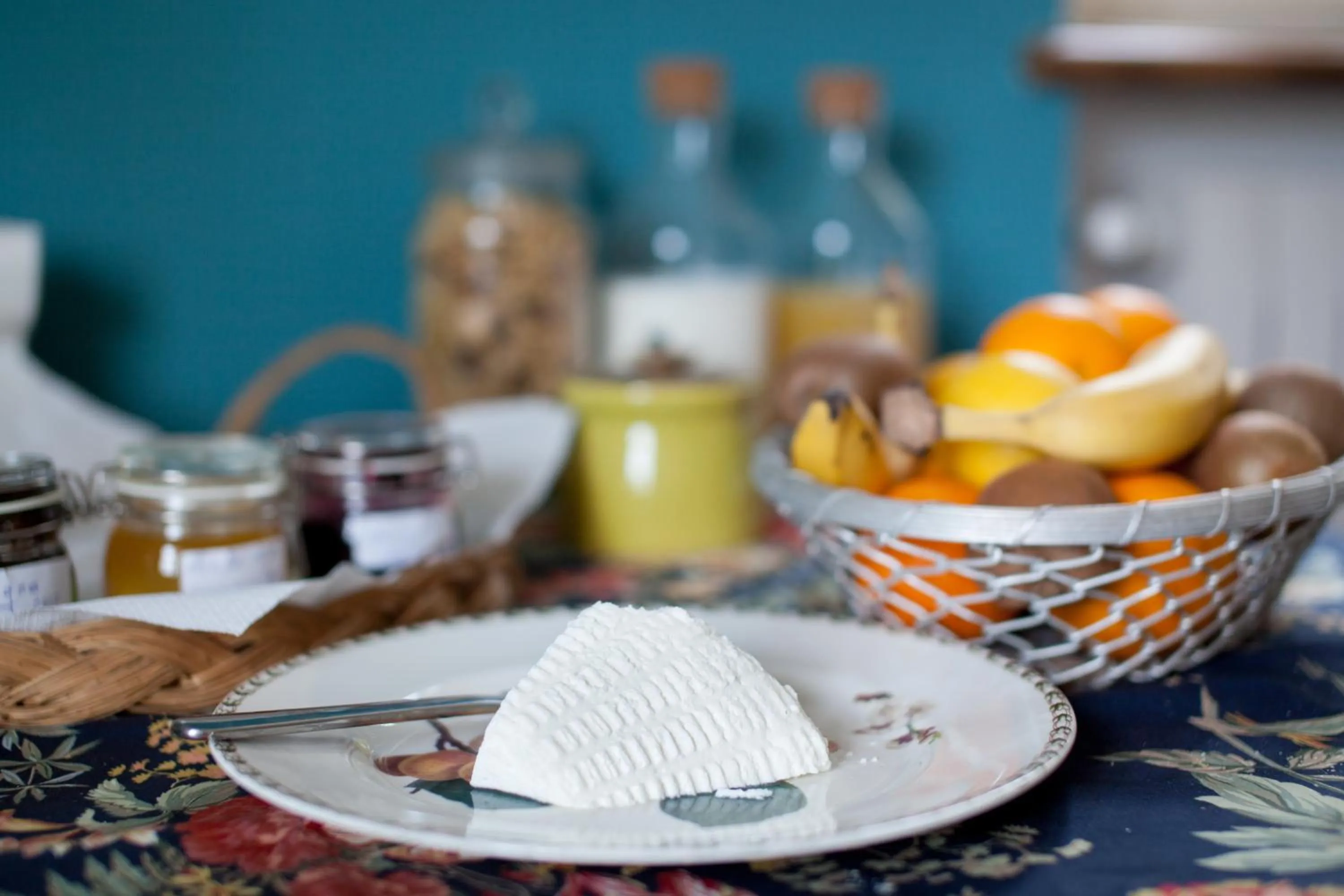 Buffet breakfast in AMERICA NEI BOSCHI B&B