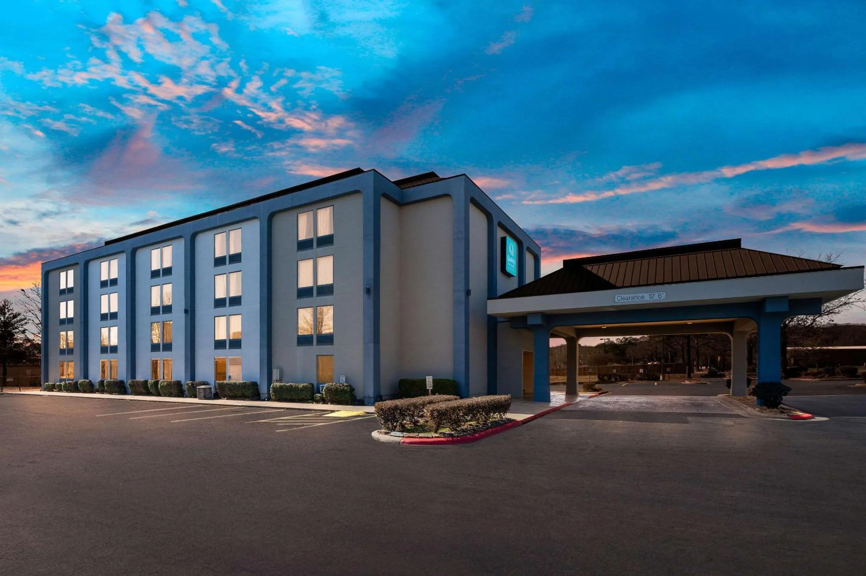 Property building in Quality Inn & Suites North Little Rock