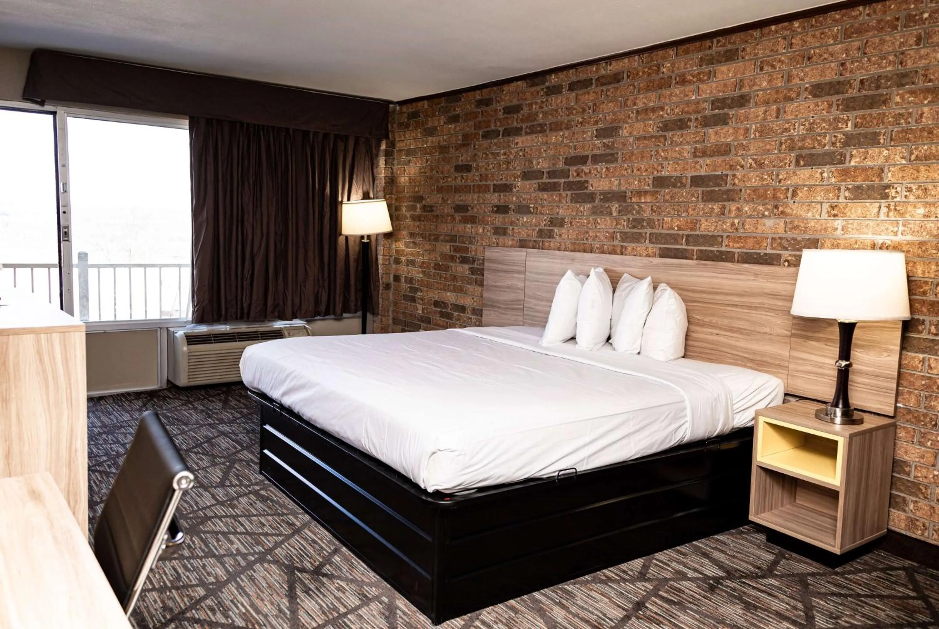 Bed in Days-Inn by Wyndham Batesville AR