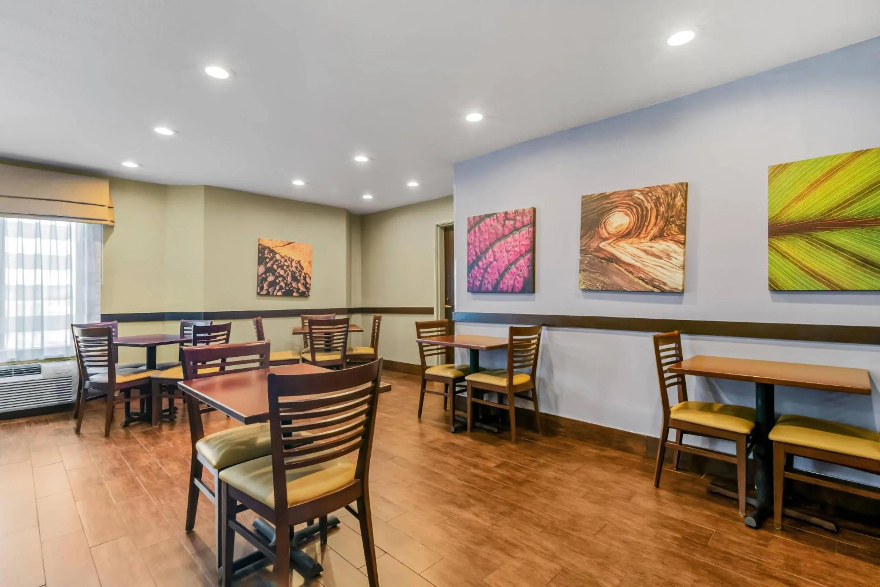 Breakfast in Sleep Inn Fayetteville North