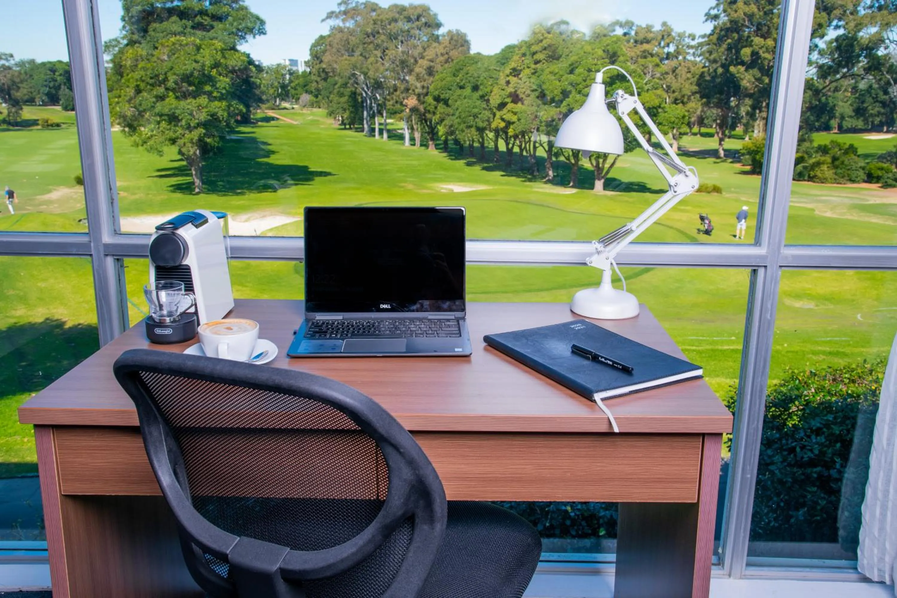 Garden view in The Select Inn Ryde