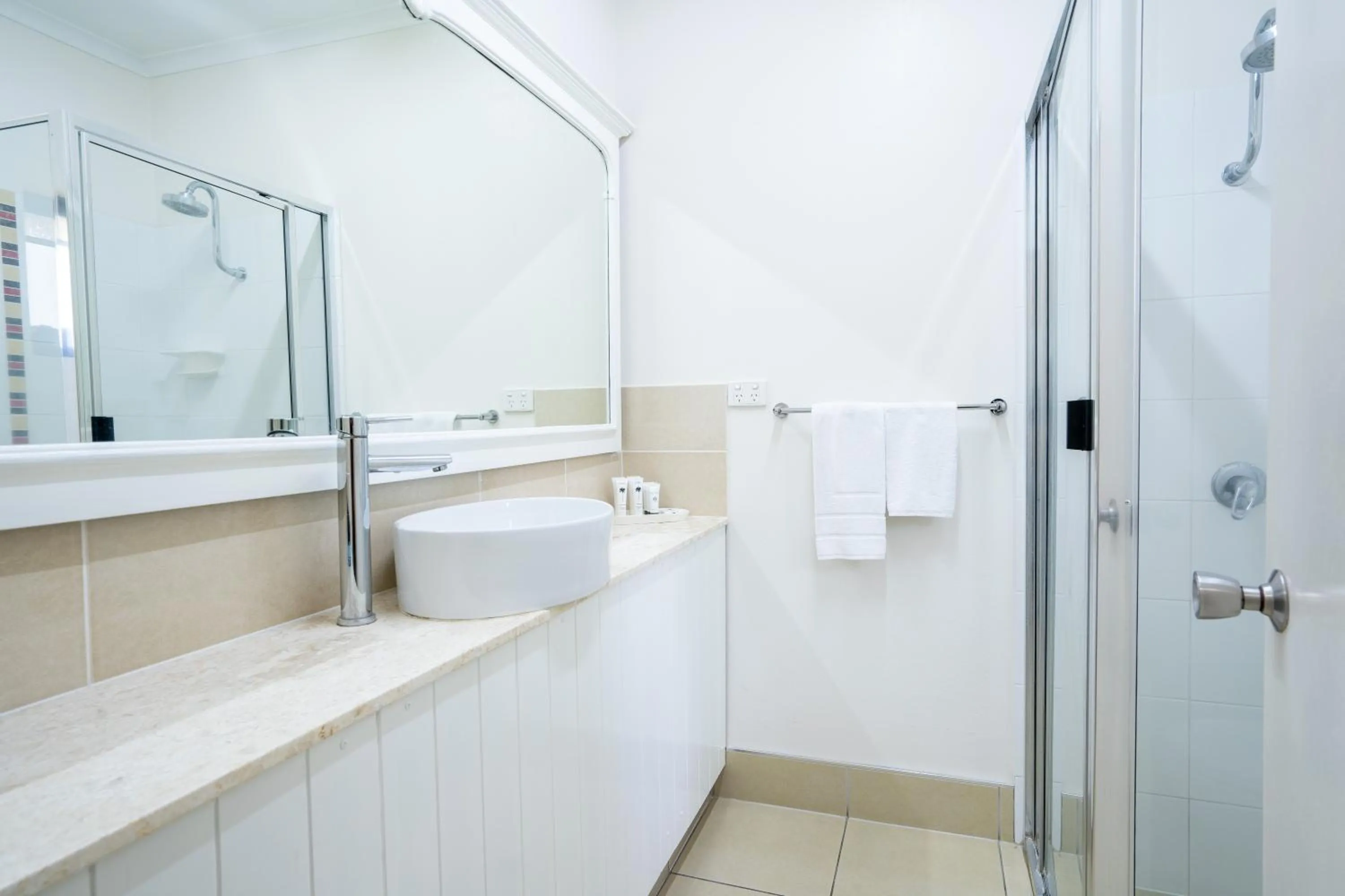 Bathroom in The Marco Polo