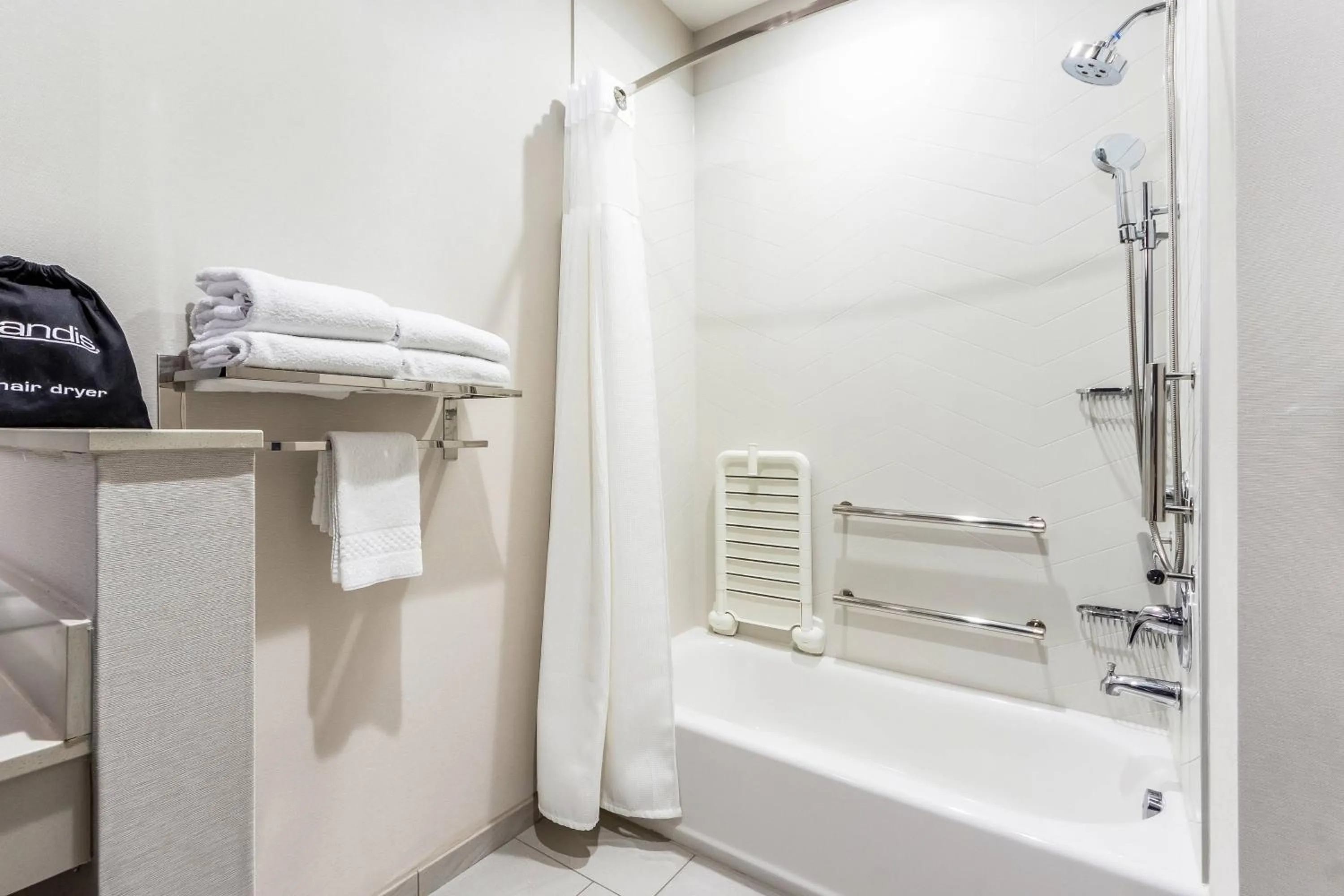 Bathroom in Fairfield Inn & Suites by Marriott Dallas Plano/Frisco