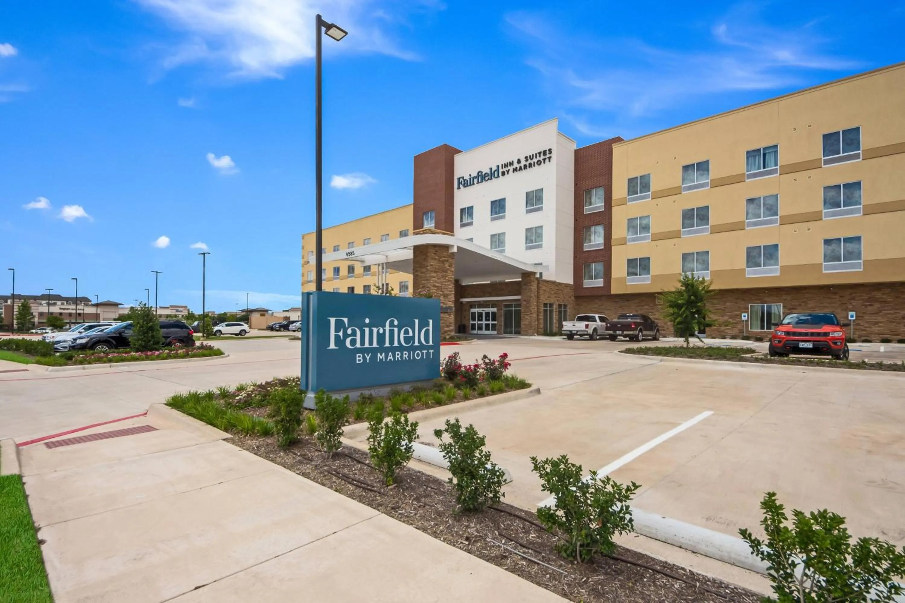 Property building in Fairfield Inn & Suites by Marriott Dallas Plano/Frisco
