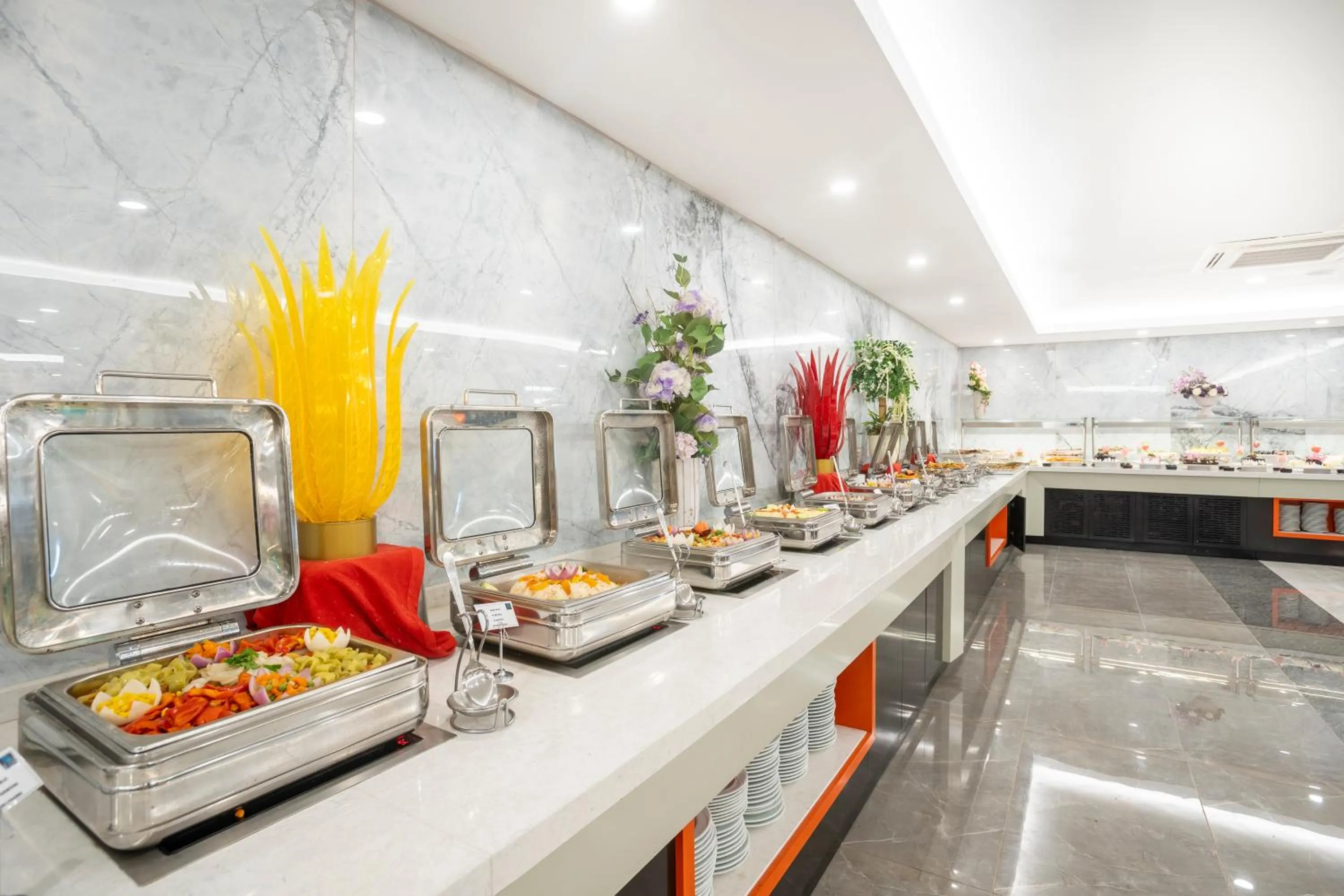 Food and drinks in Master Family Club