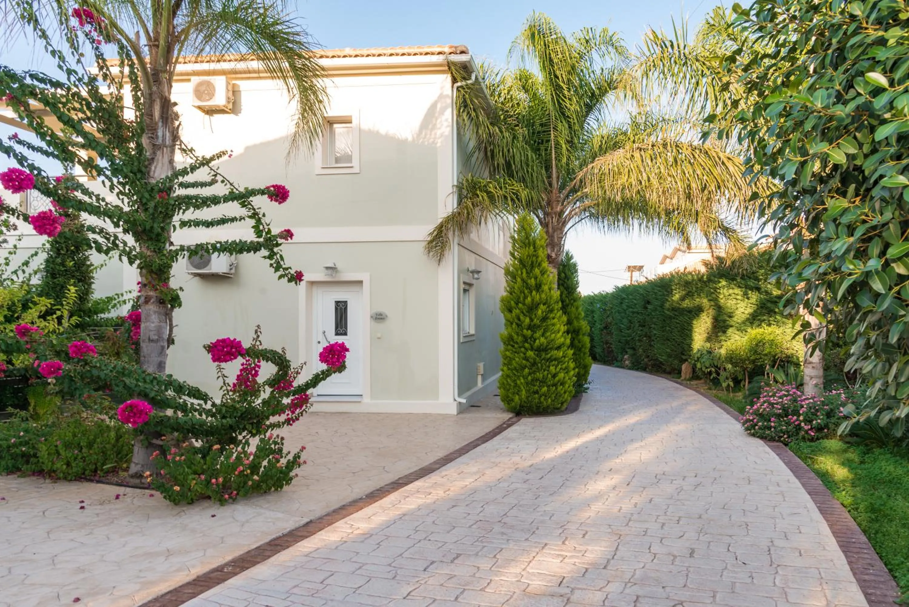 Property building in Mamfredas Luxury Resort