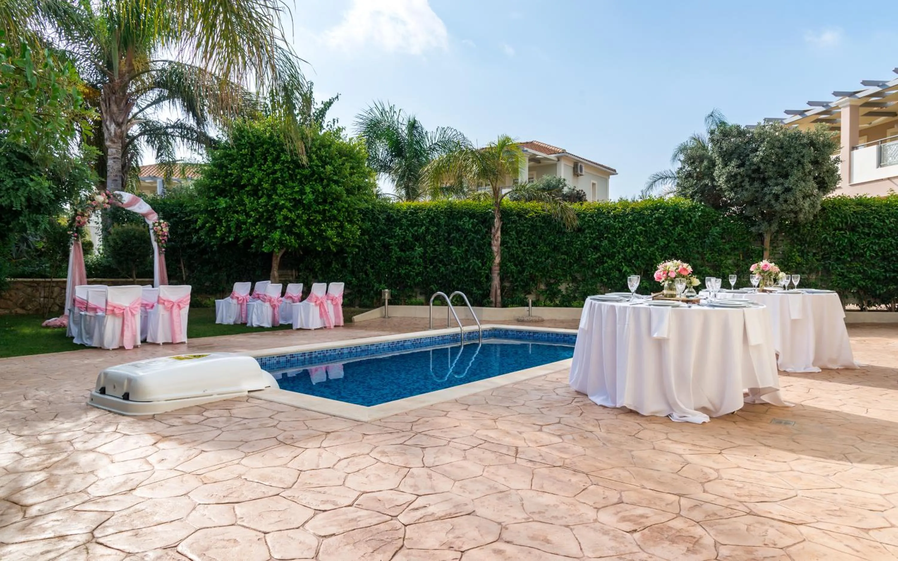 Patio in Mamfredas Luxury Resort