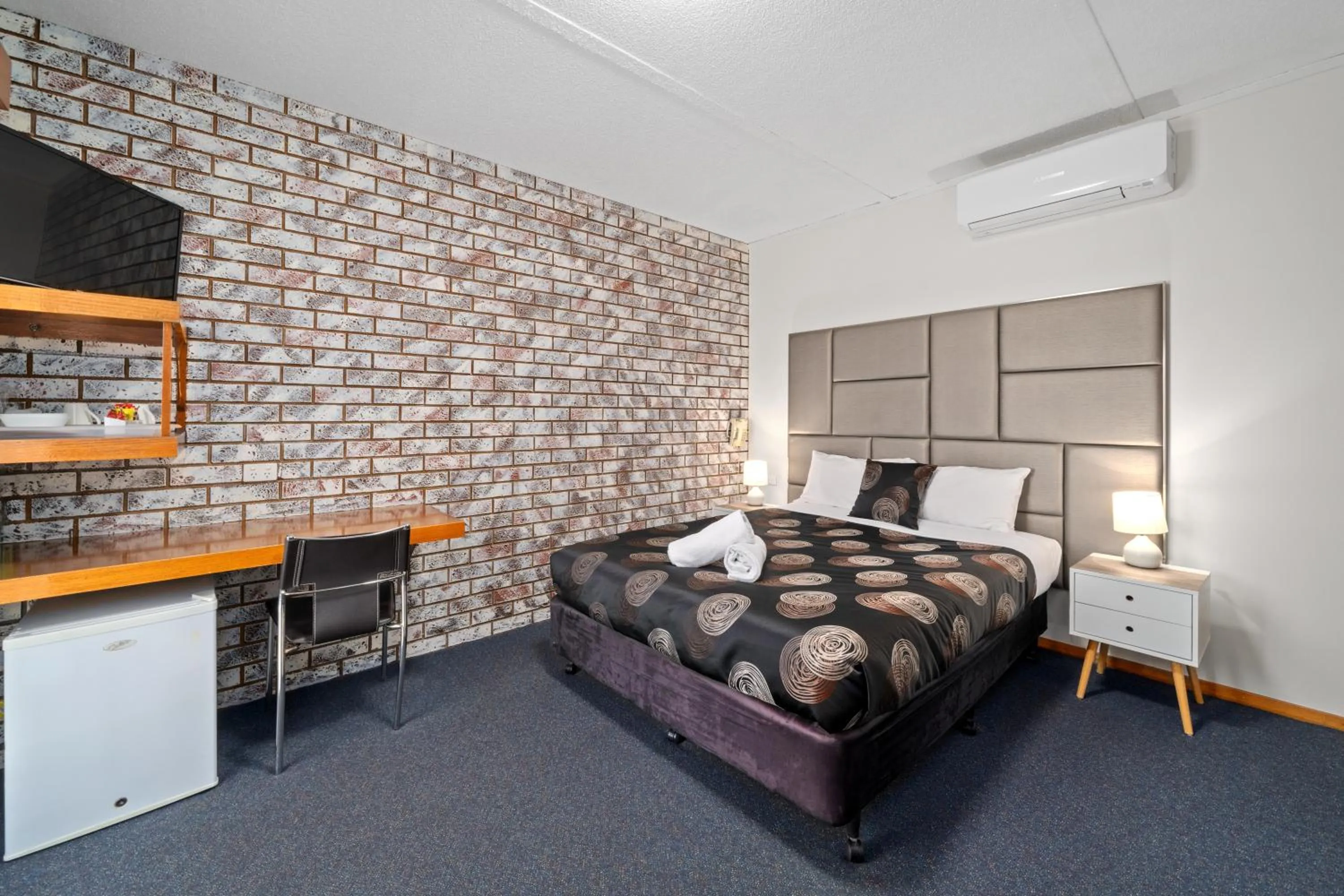 Bed in Comfort Inn Benalla