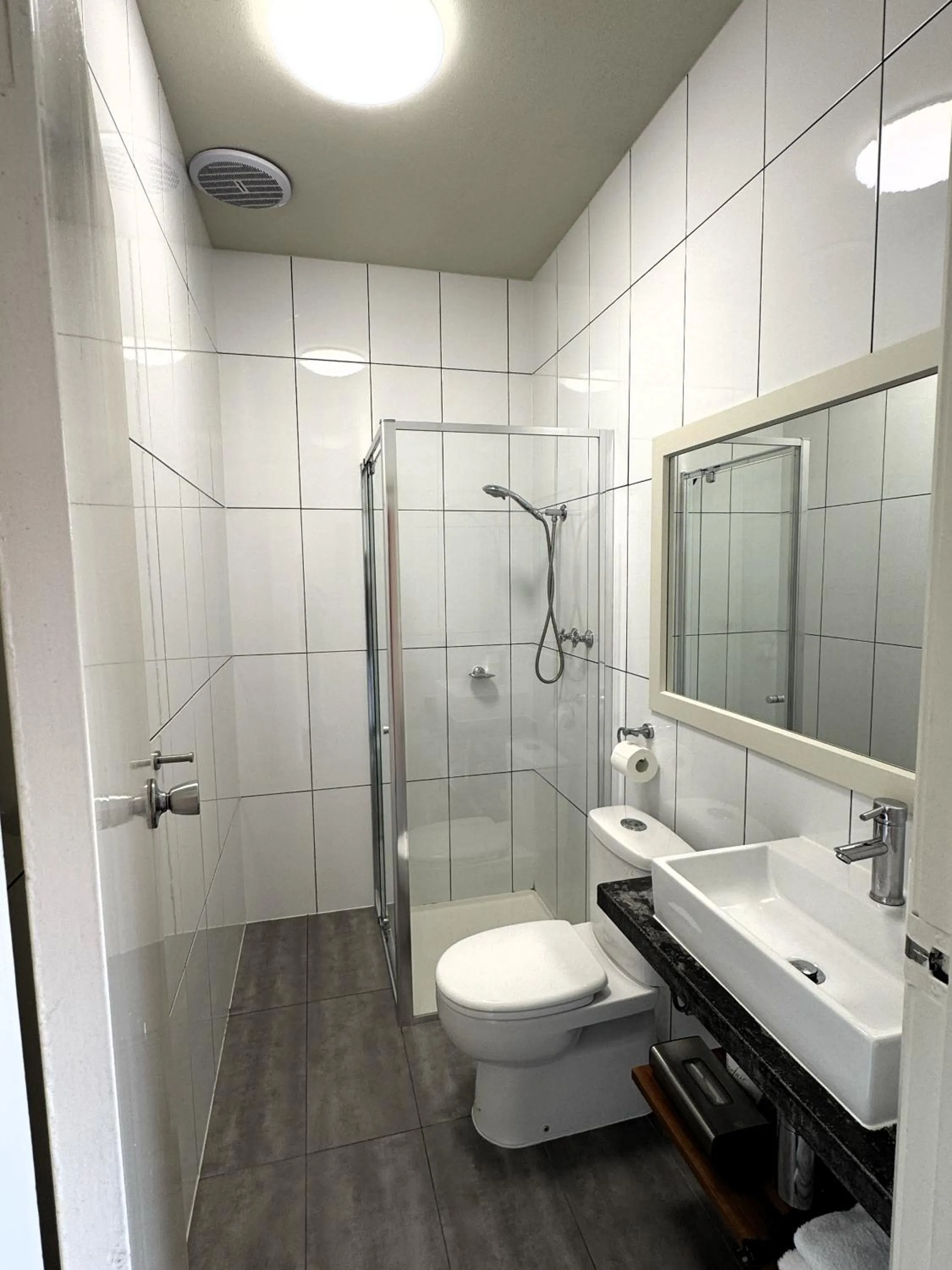 Shower in Botanical Hamilton