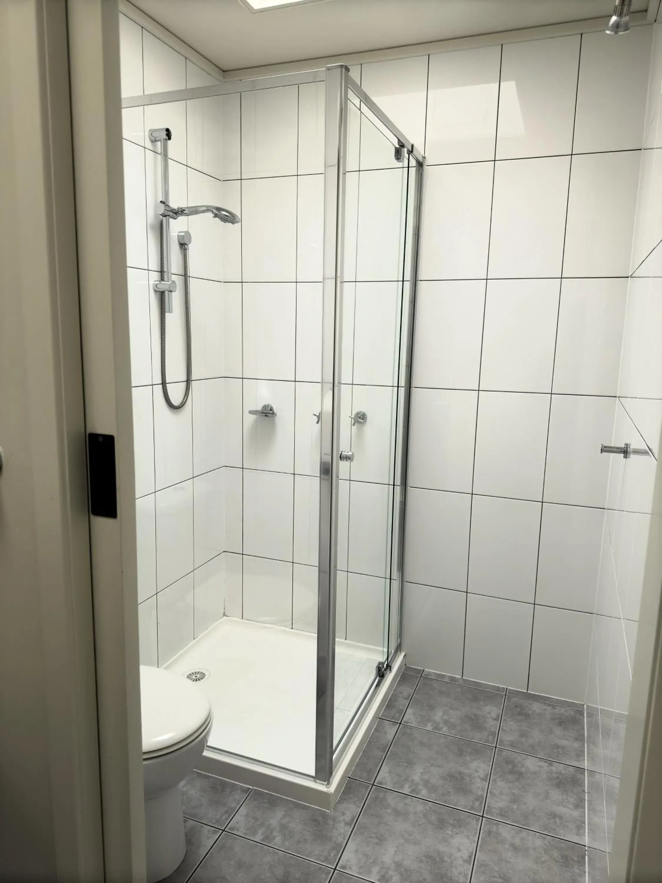 Superior Queen Room in Botanical Hamilton Superior Queen Room in Botanical Hamilton