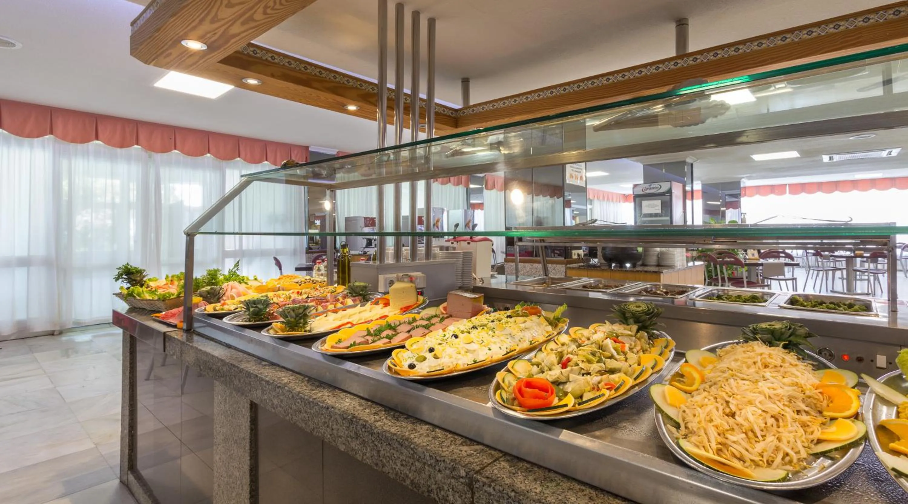 Day in Hotel Izán Cavanna