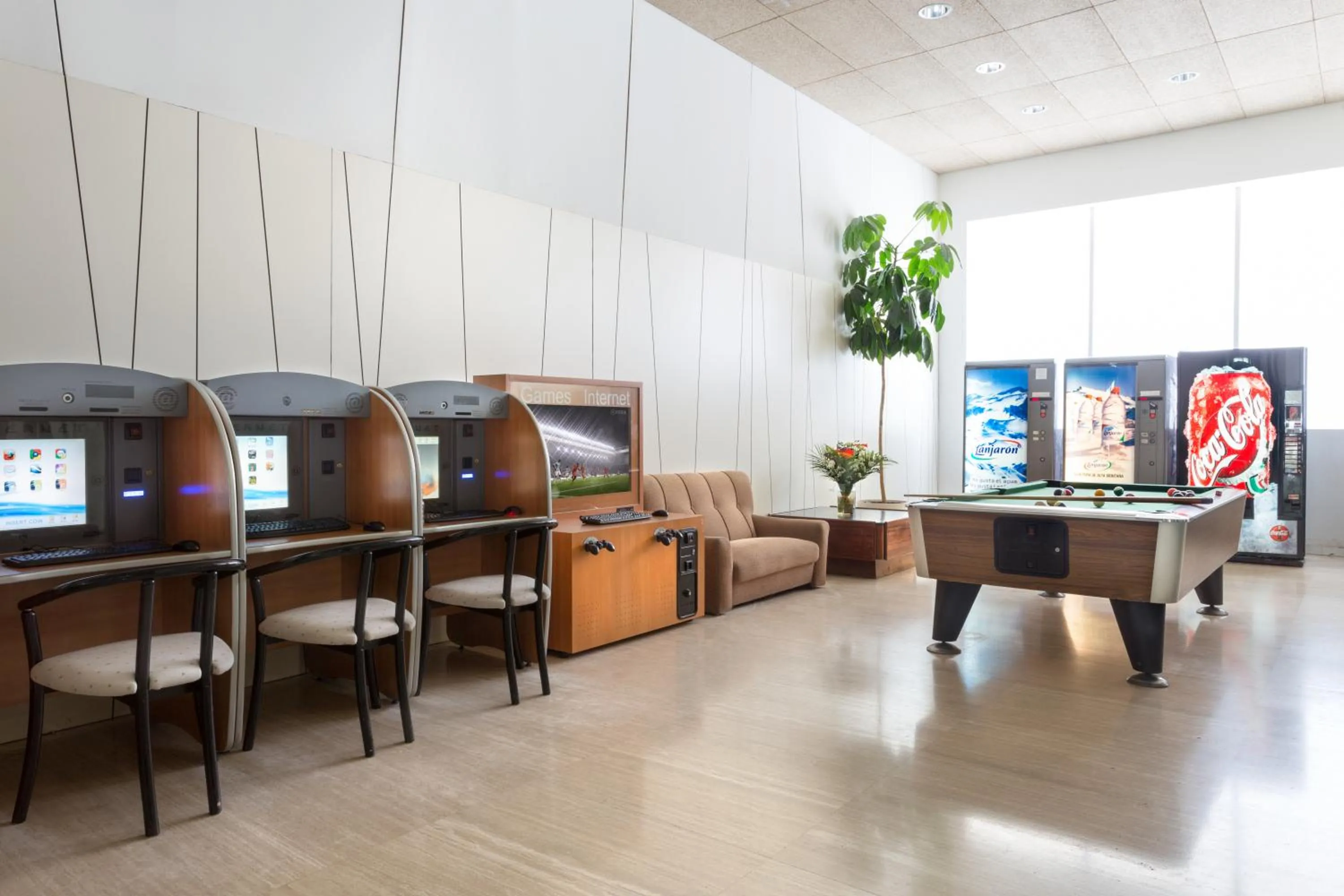 Day in Hotel Izán Cavanna