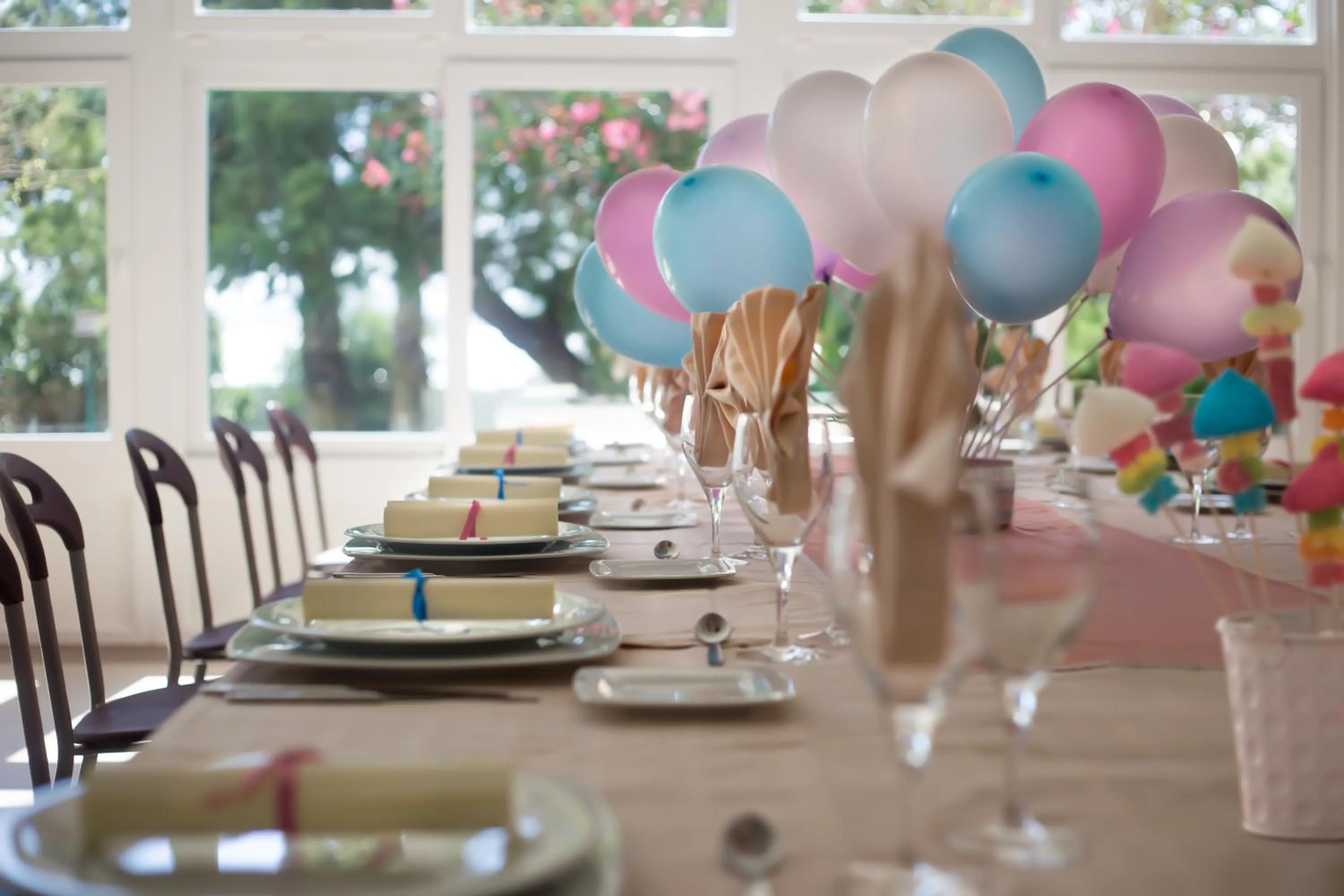 Restaurant/places to eat in Hotel Izán Cavanna