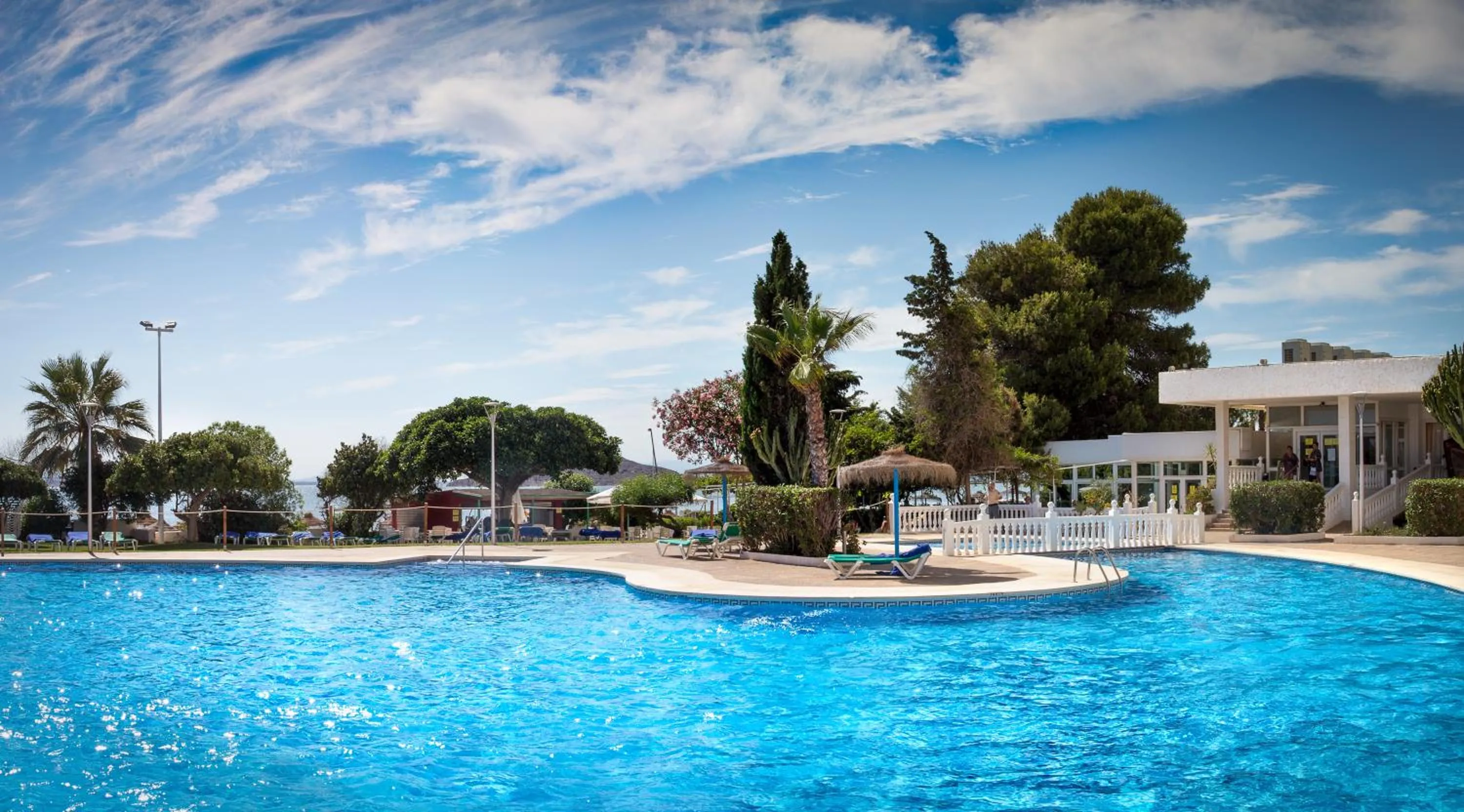 Day in Hotel Izán Cavanna