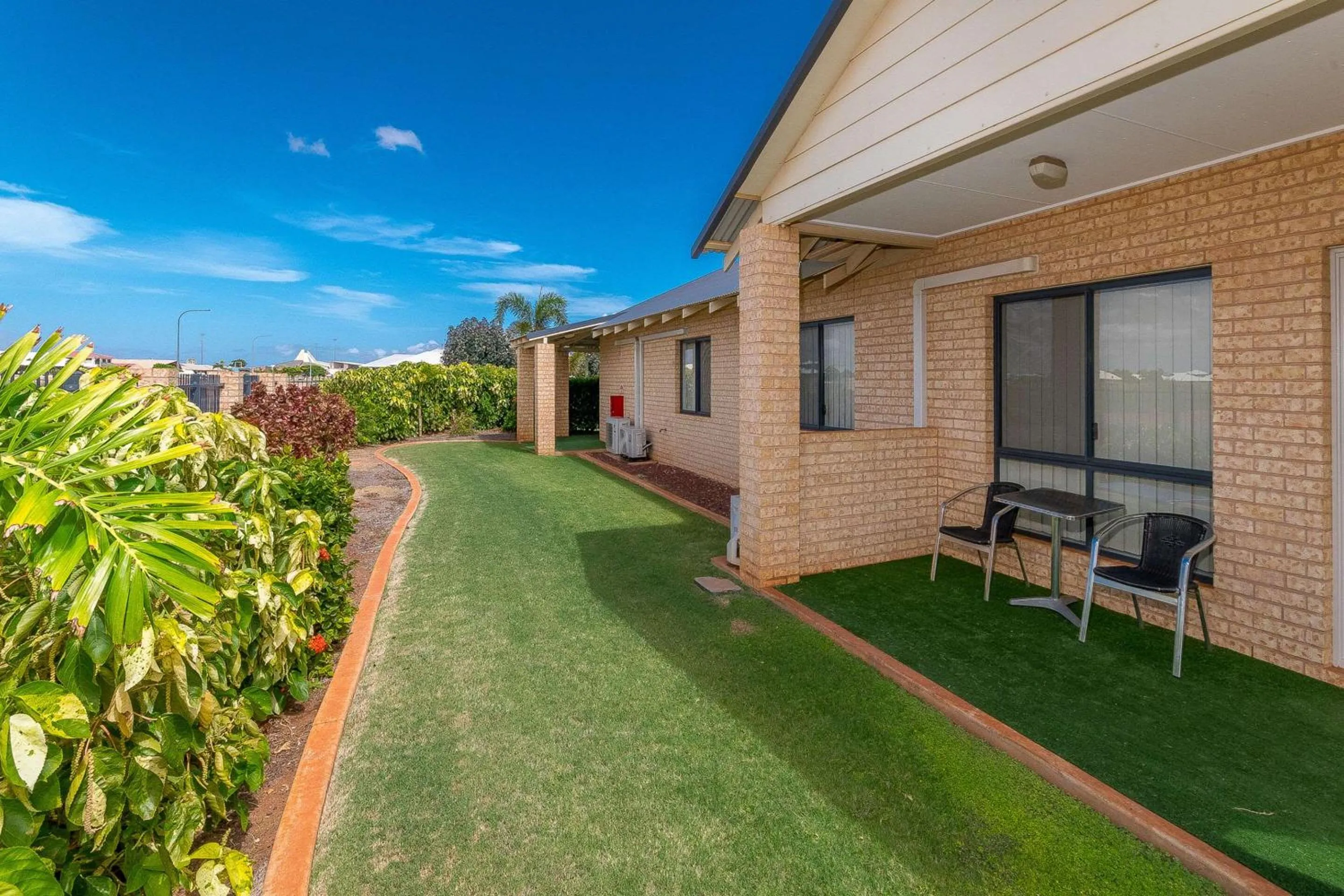 Property building in Comfort Inn & Suites Karratha
