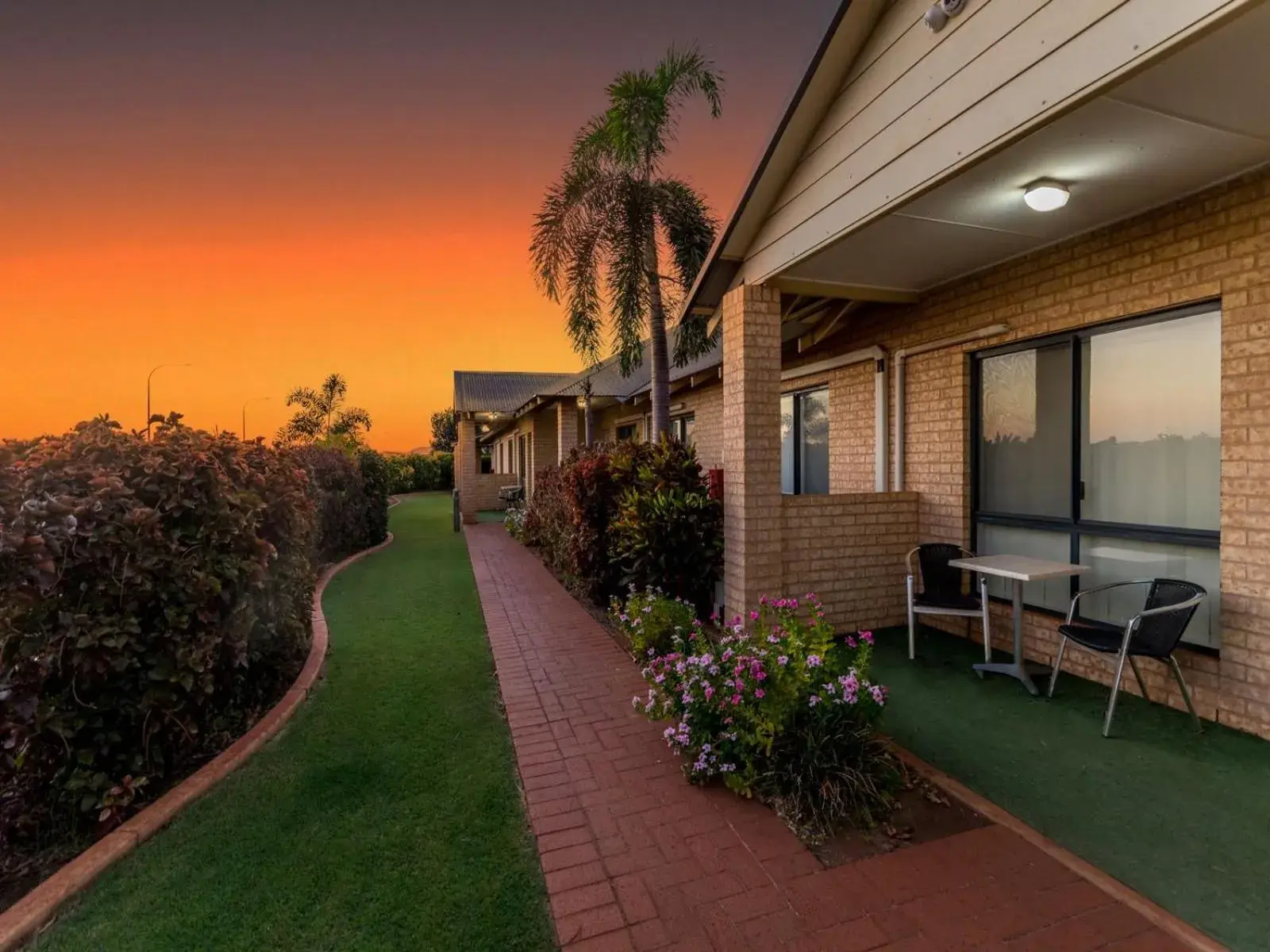 One Bedroom Suite in Comfort Inn & Suites Karratha One Bedroom Suite in Comfort Inn & Suites Karratha