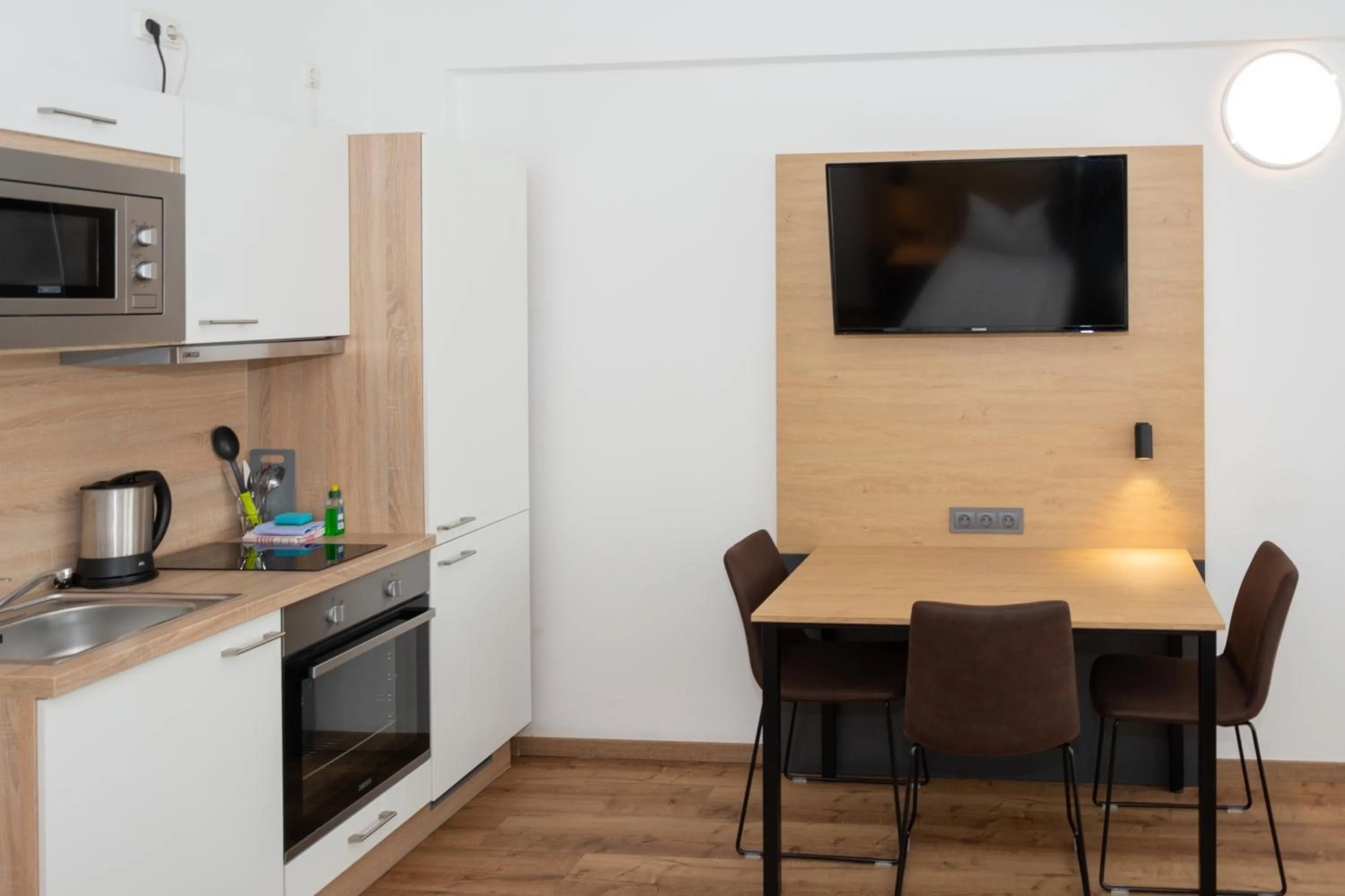 Kitchen or kitchenette in LA serviced apartments