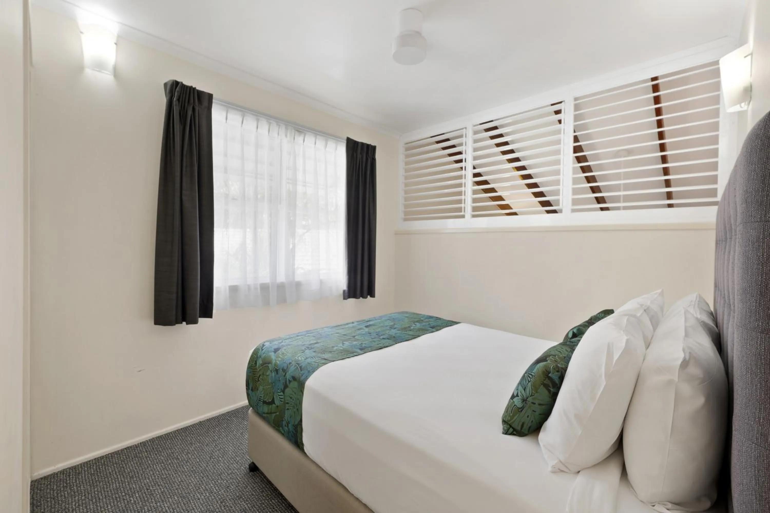 Bed in Comfort Resort Blue Pacific