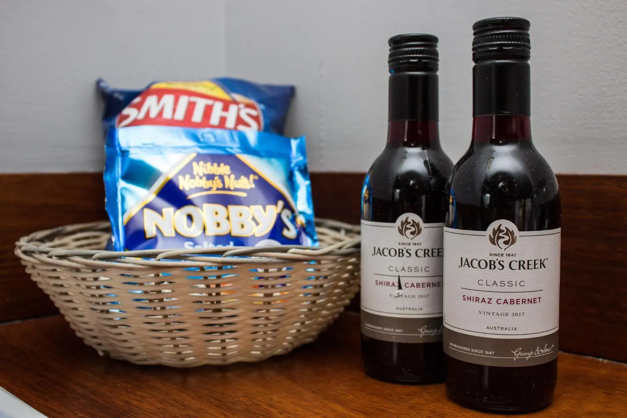 Superior Queen Room in Highlander Hotel Bar Kitchen Rooftop Superior Queen Room in Highlander Hotel Bar Kitchen Rooftop