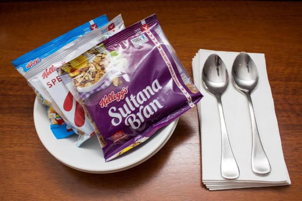 Highlander Hotel Bar Kitchen Rooftop