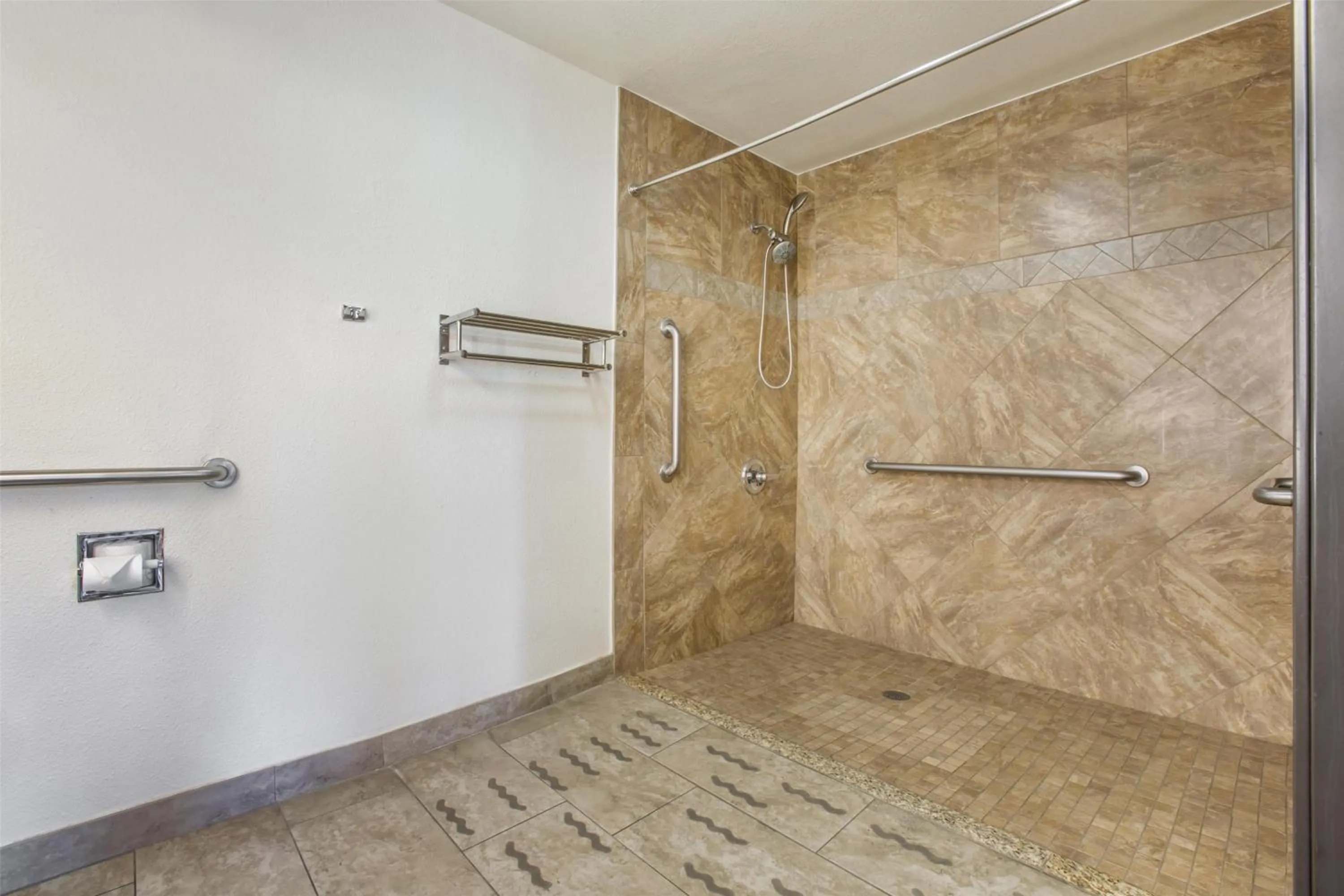 Bathroom in Best Western Copper Hills Inn