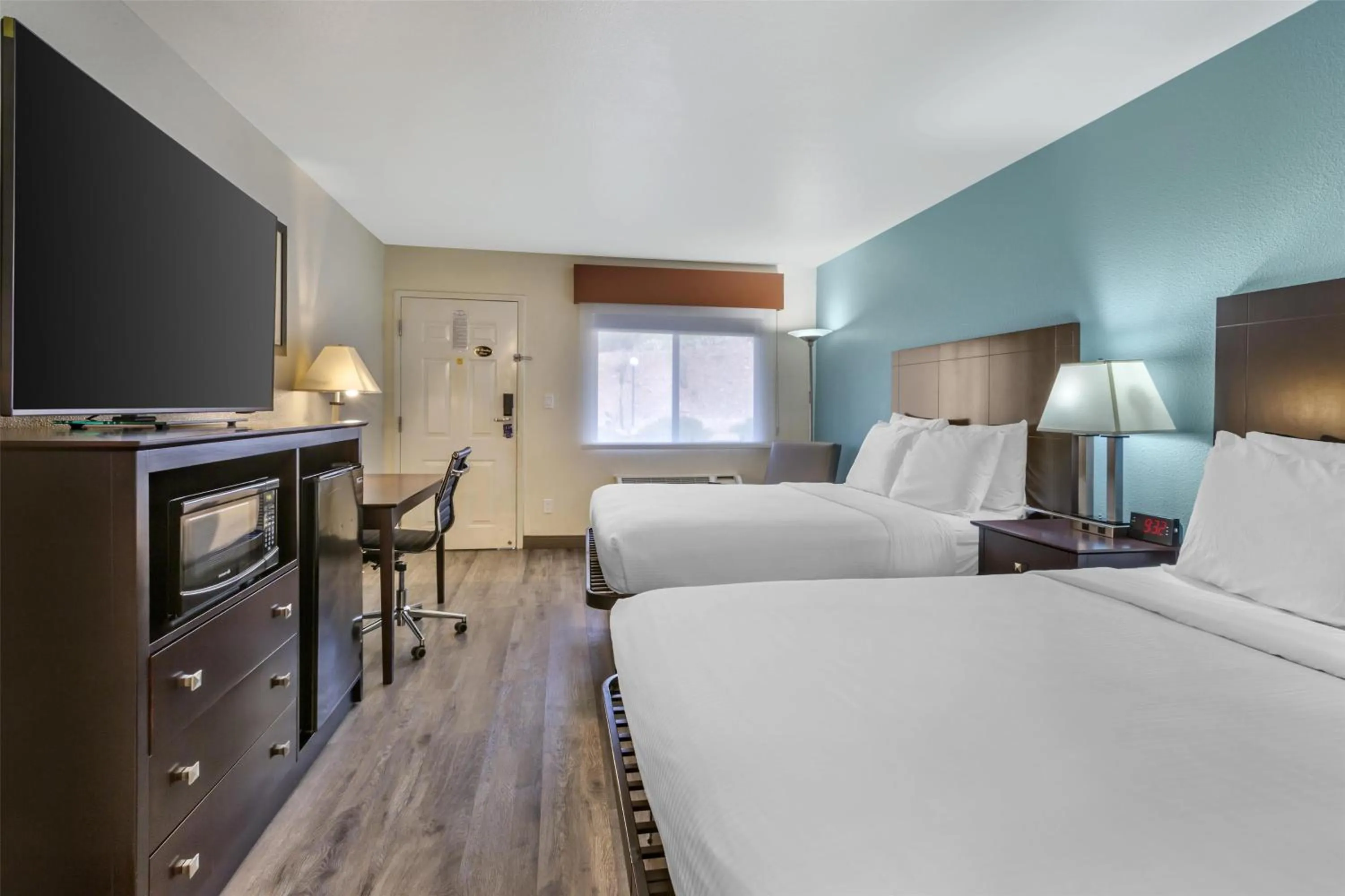 Bedroom, Bed in Best Western Copper Hills Inn