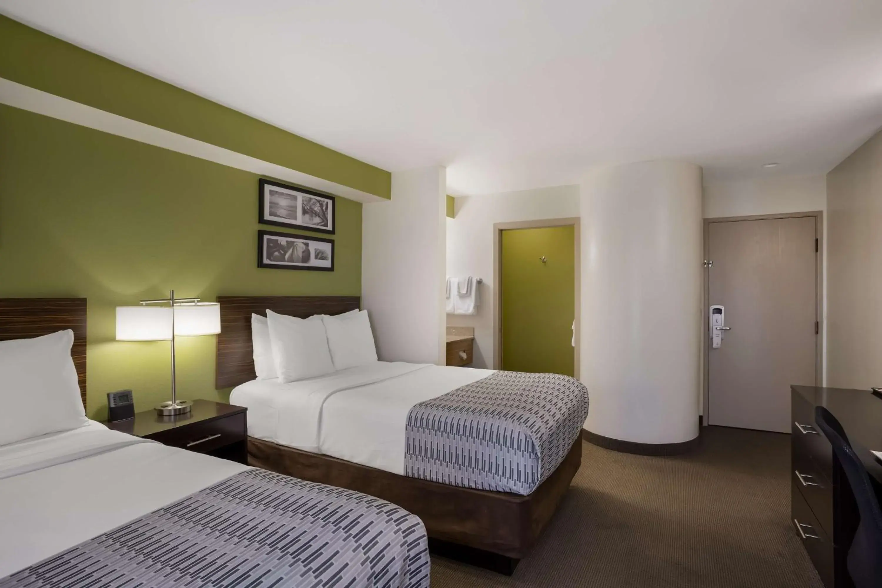 Queen Room with Two Queen Beds - Non-Smoking in SureStay Plus by Best Western Mesa Superstition Springs Queen Room with Two Queen Beds - Non-Smoking in SureStay Plus by Best Western Mesa Superstition Springs
