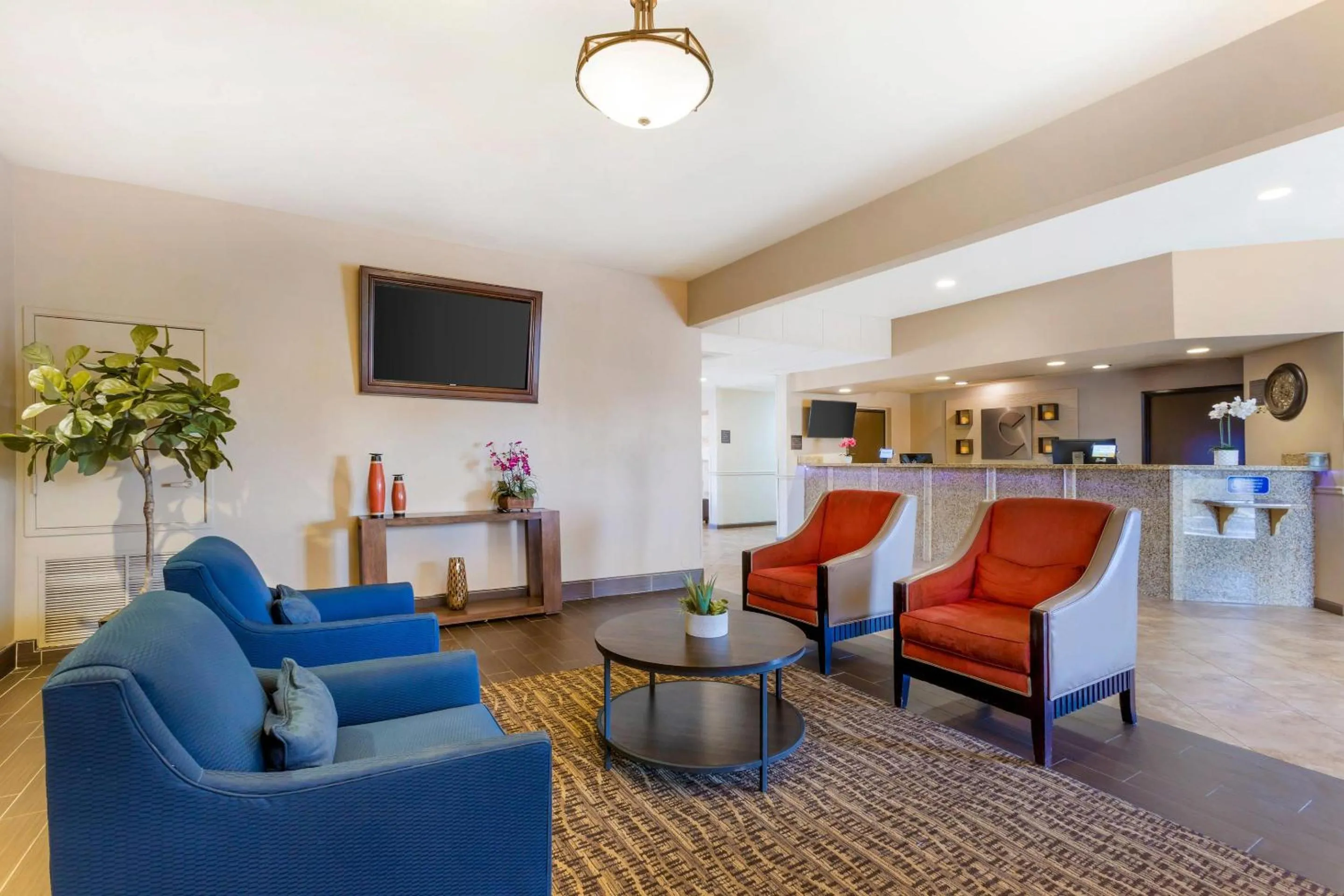 Lobby or reception in Comfort Inn Phoenix Central City