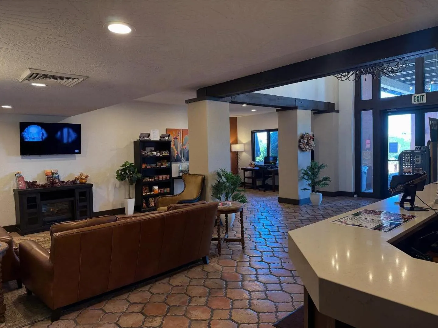 Lobby or reception in Lux Verde Hotel