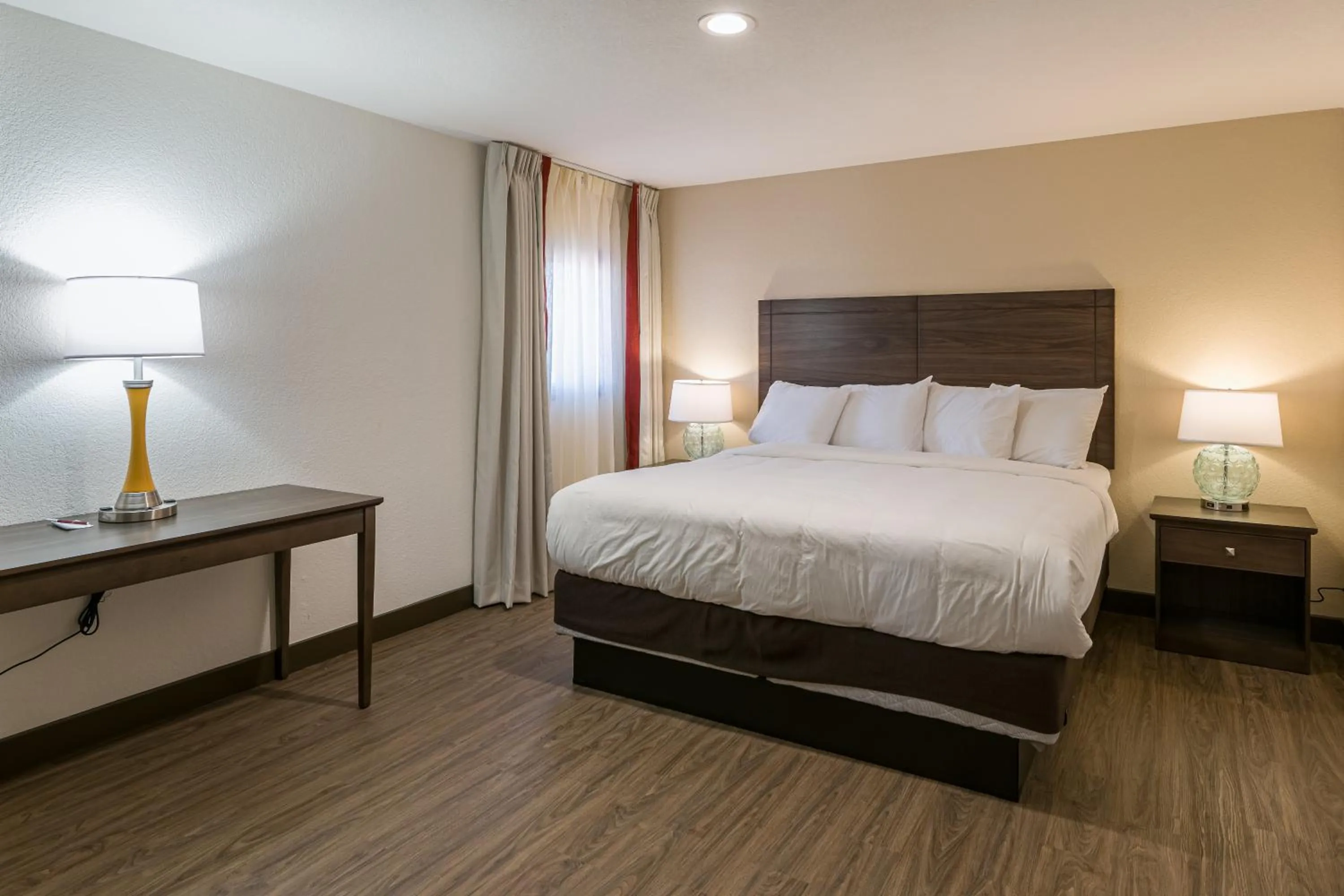 Bed in Lux Verde Hotel