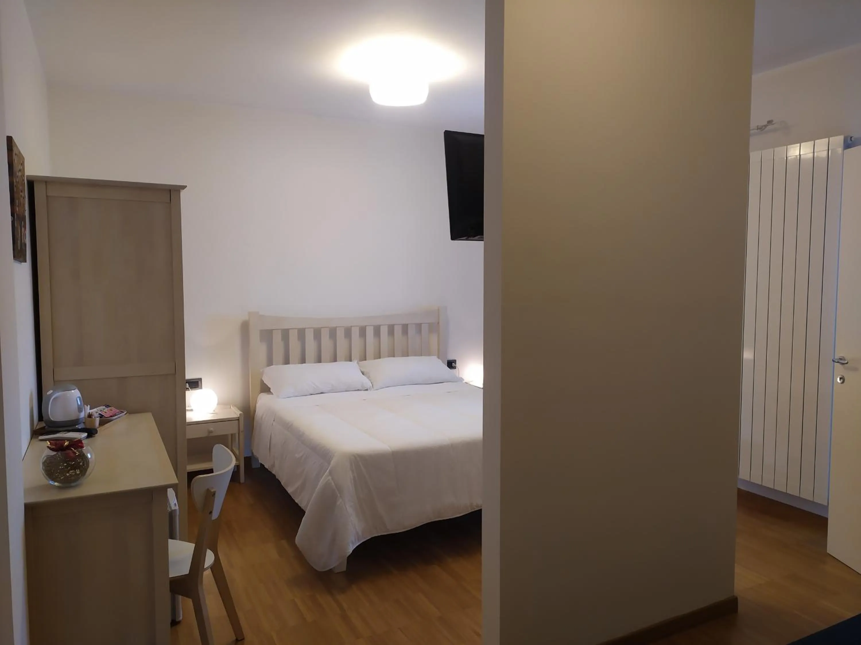 Bed in Prati di Maja B&B