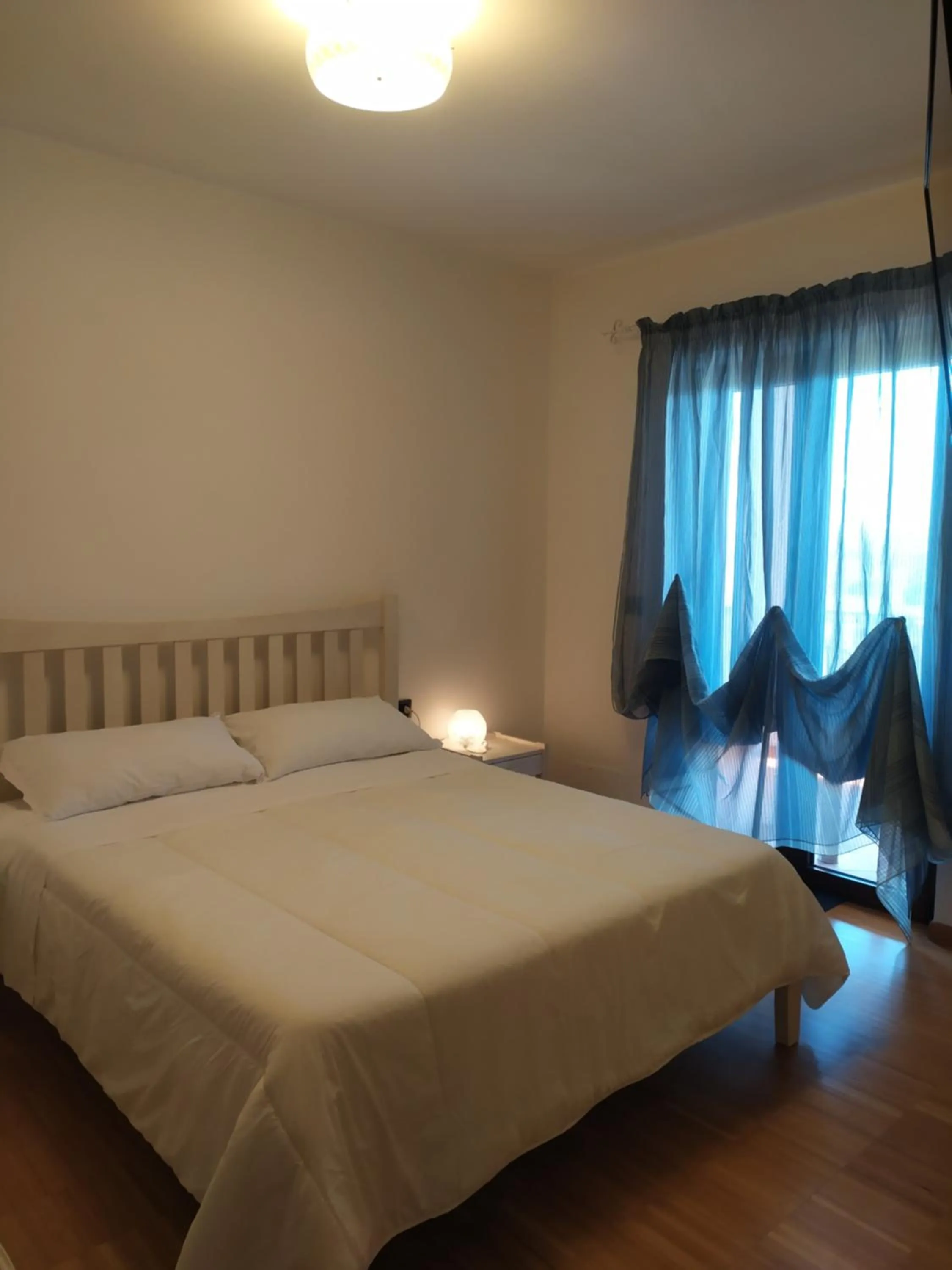Bed in Prati di Maja B&B
