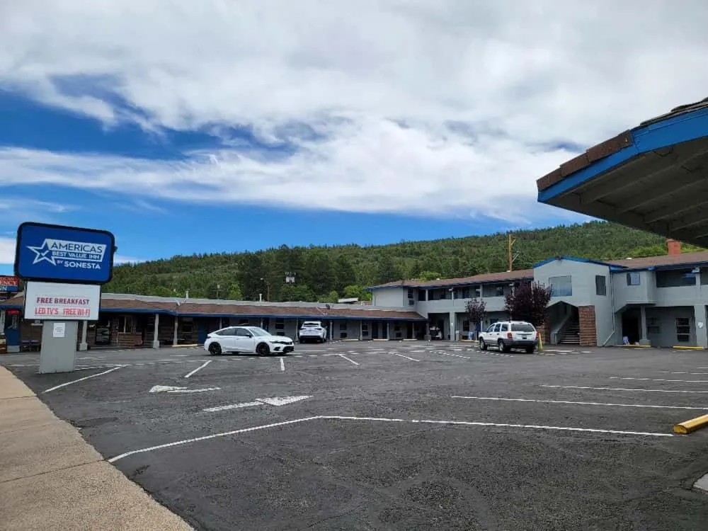 Property building in Americas Best Value Inn-Williams/Grand Canyon