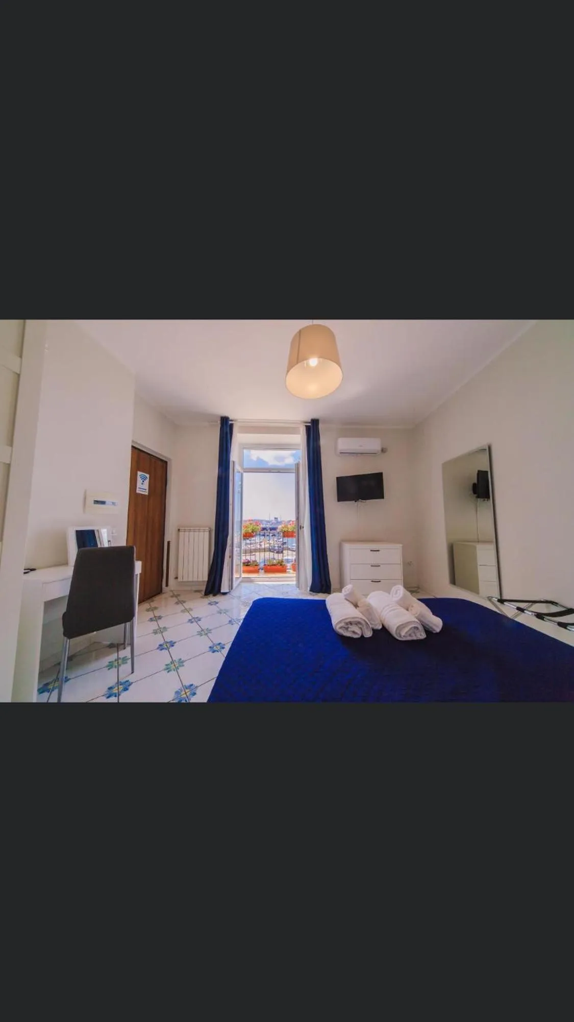 Bed in Casa Adele b&b