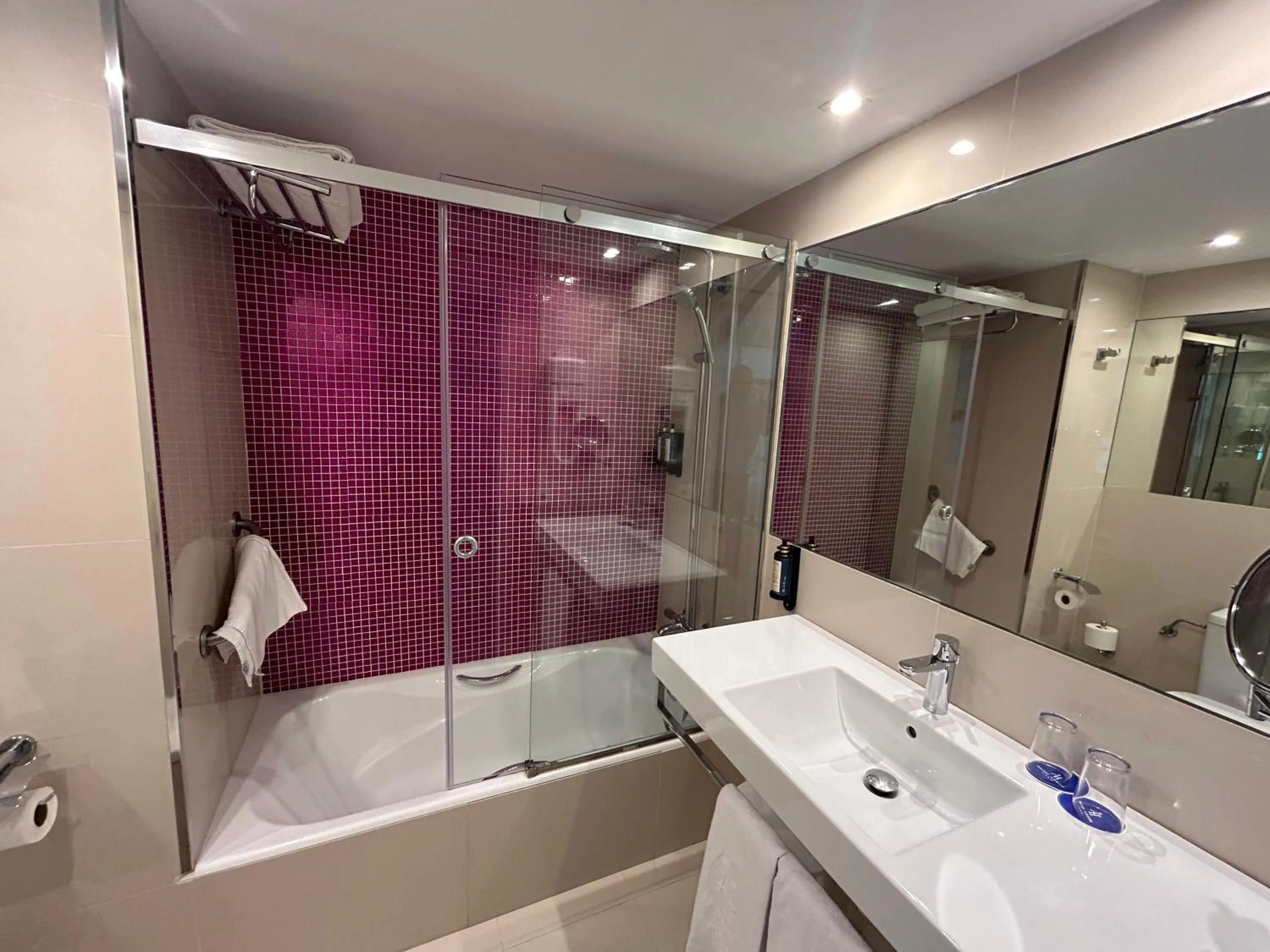 Bathroom in Hotel Argos Ibiza