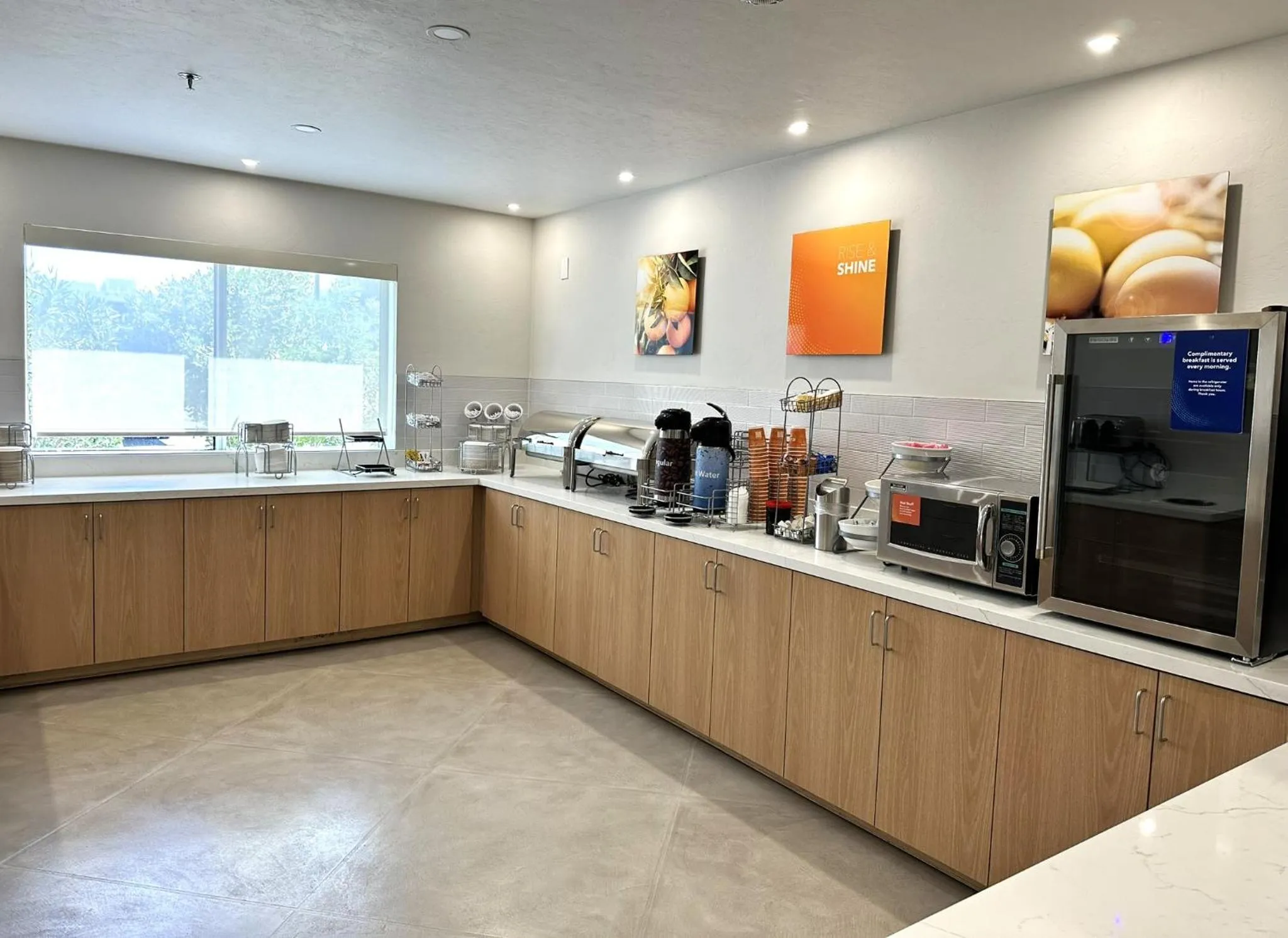 Coffee/tea facilities in Comfort Suites at Tucson Mall