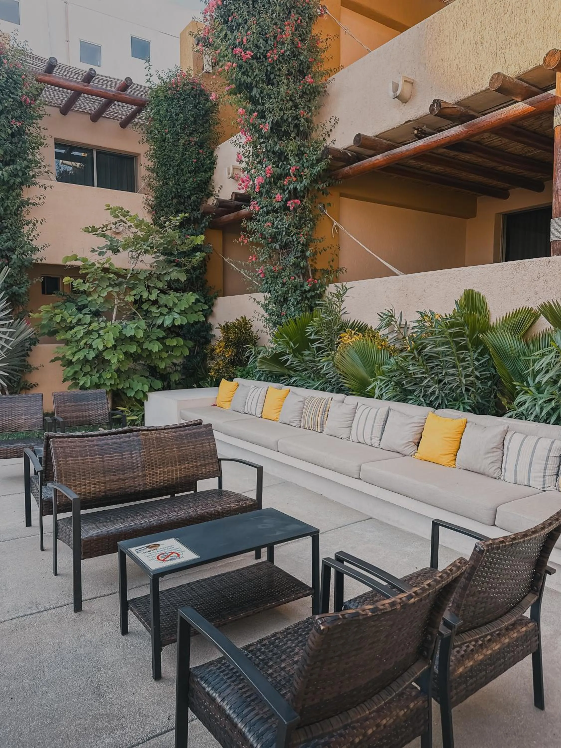 Patio in Hotel Los Patios