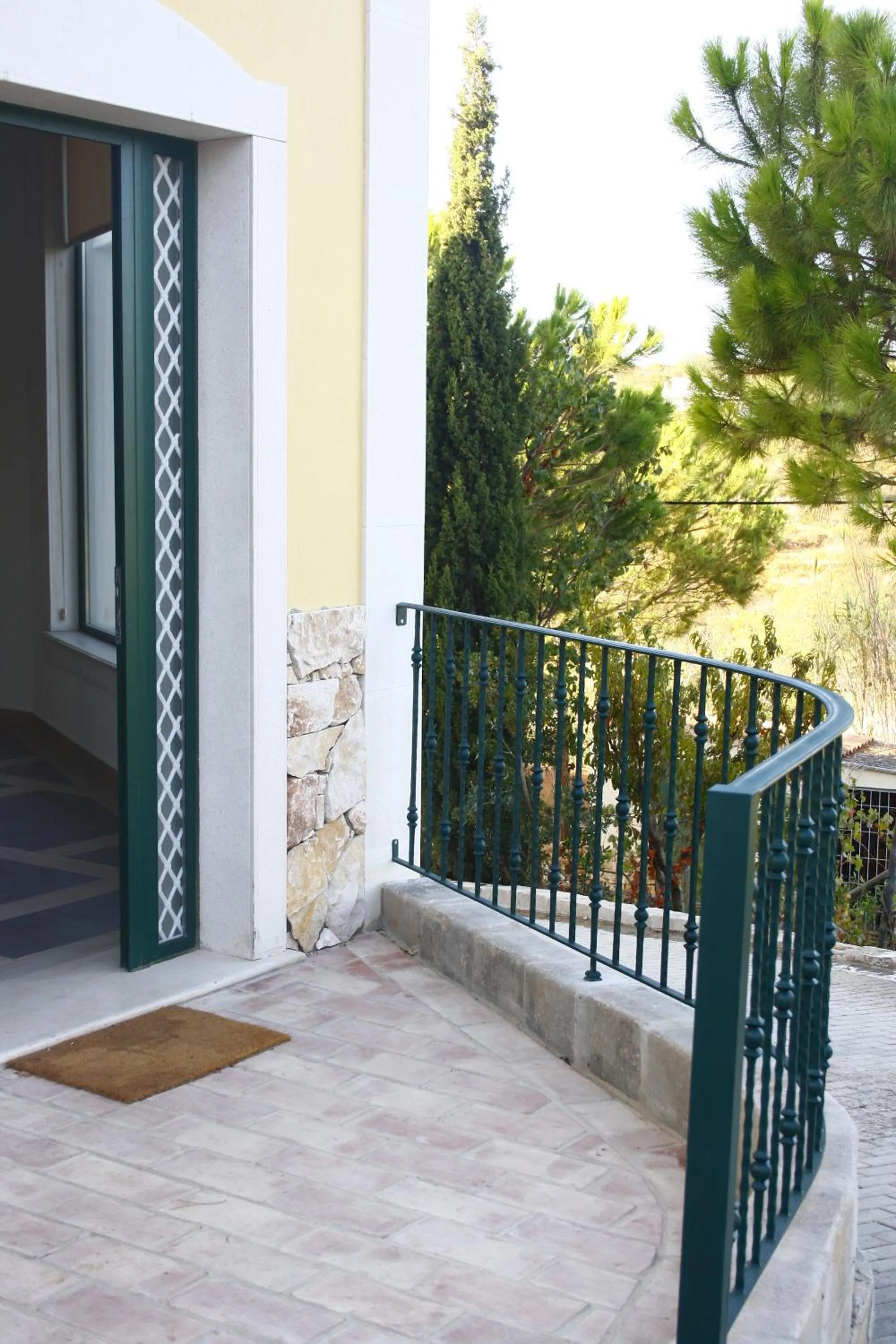 Facade/entrance in Quinta do Mocho Turismo Rural