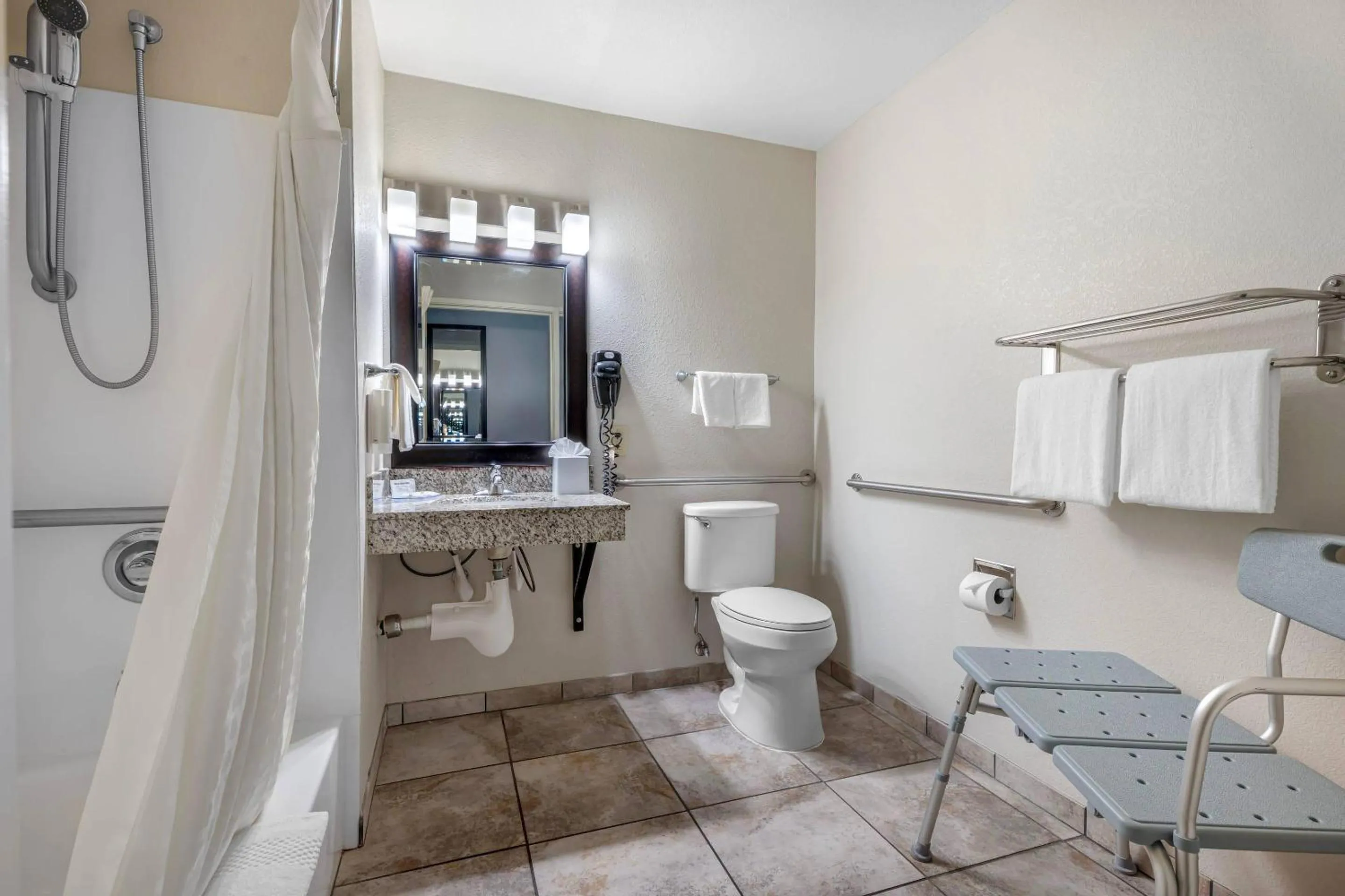 Bedroom in Quality Inn Prescott