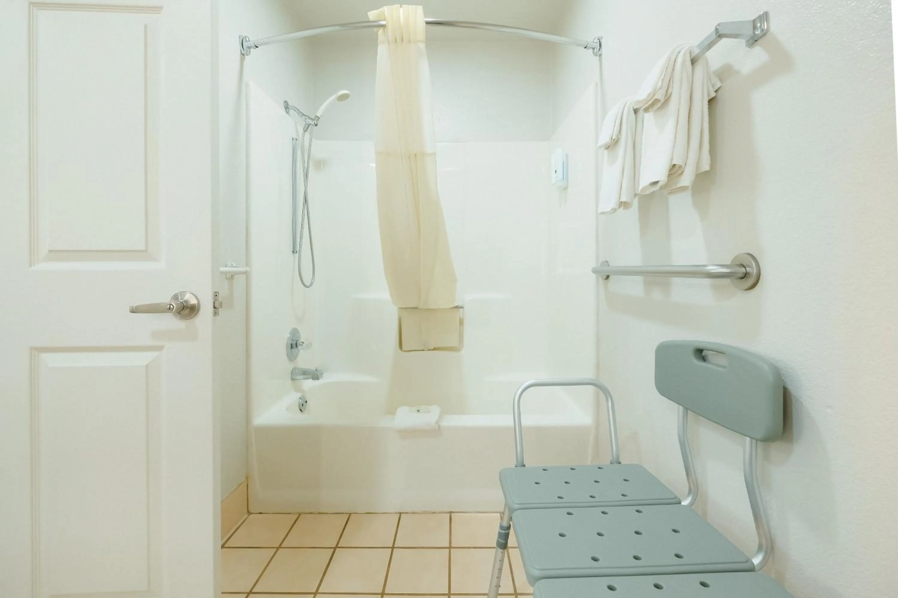 Bathroom in Quality Inn Holbrook near Petrified Forest