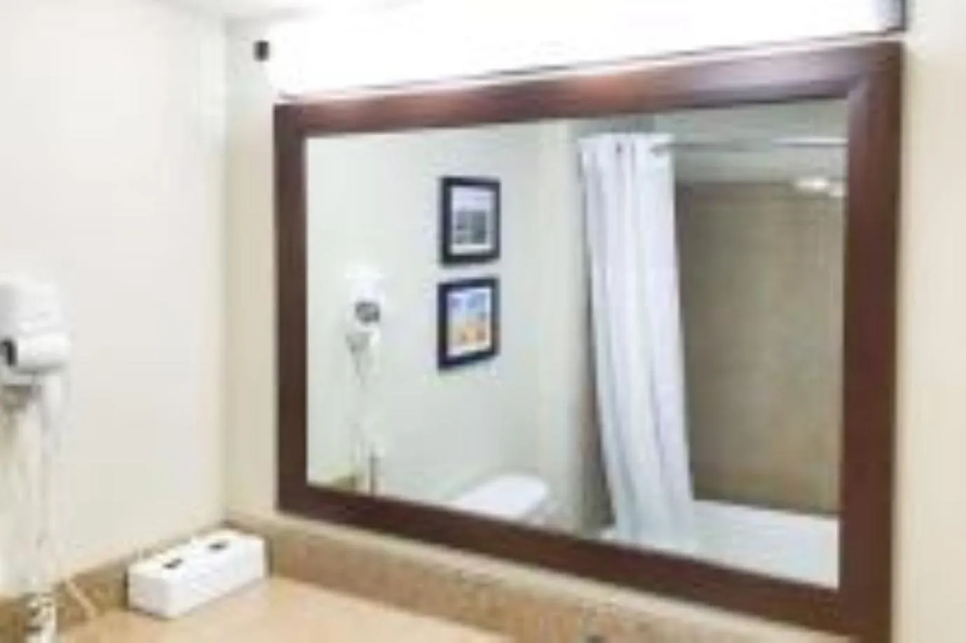 Bathroom in Quality Inn & Suites Yuma