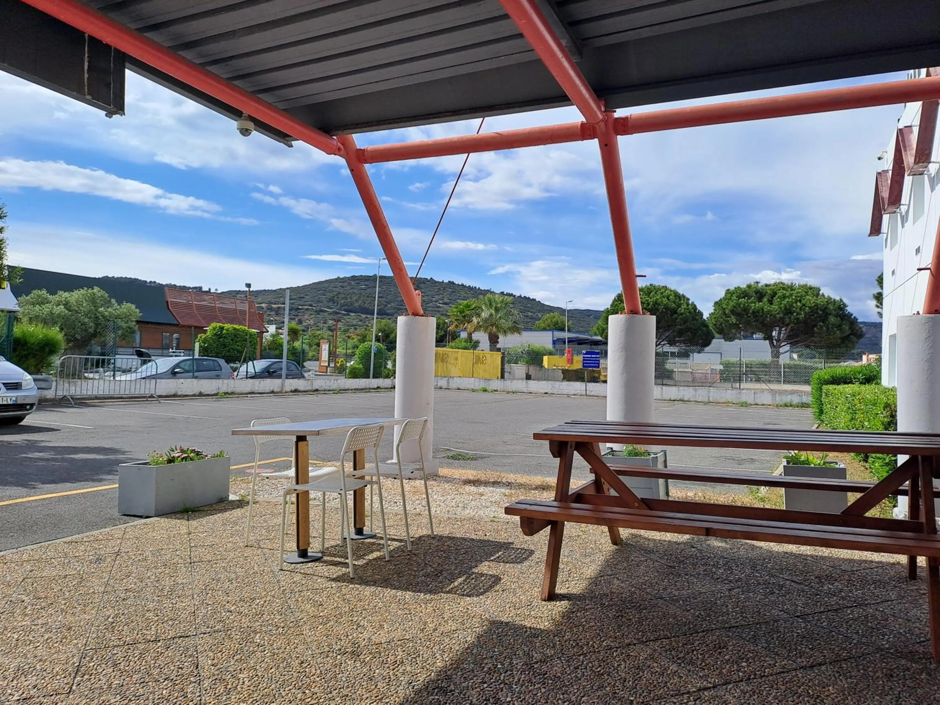 Patio in HOTEL THANIA